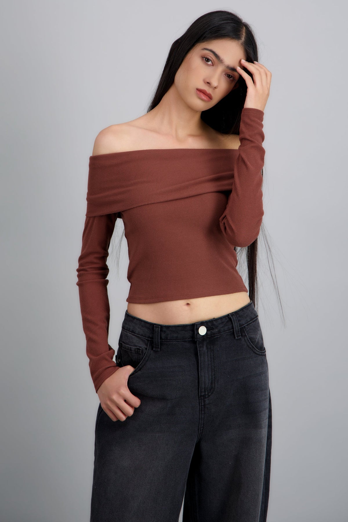 DARK BROWN