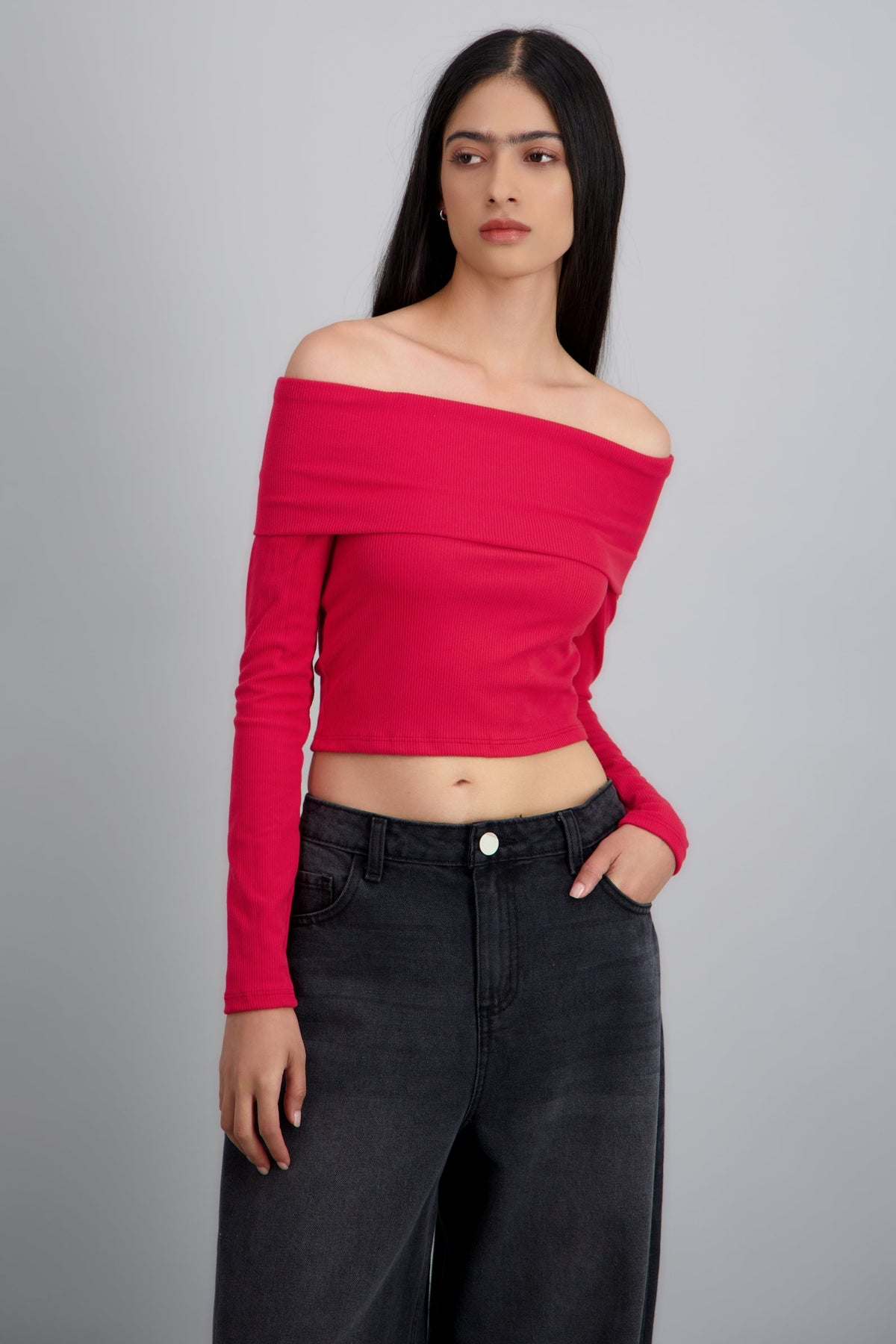 TOMATO RED