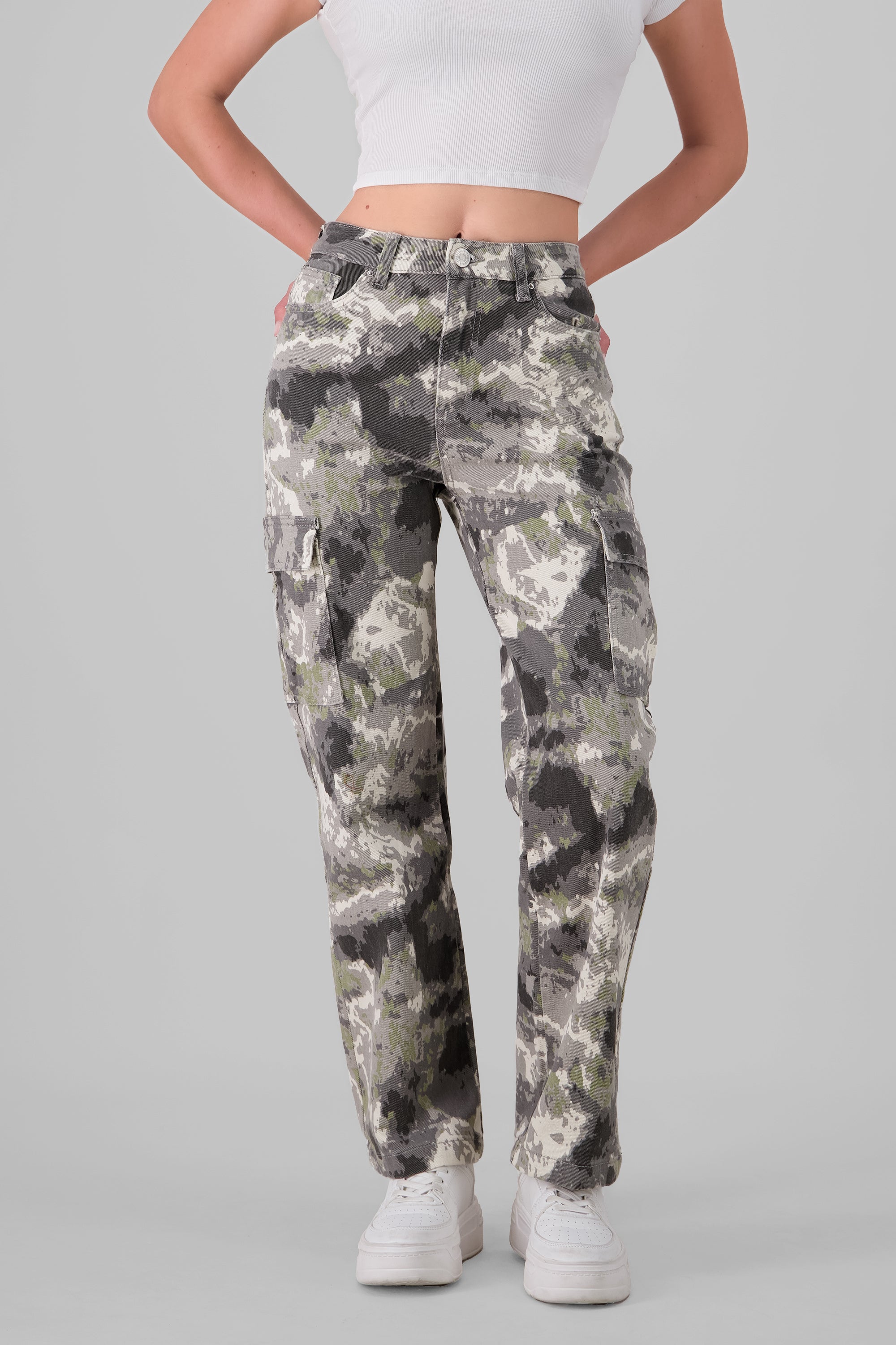 Camouflage Straight Jeans GREEN COMBO