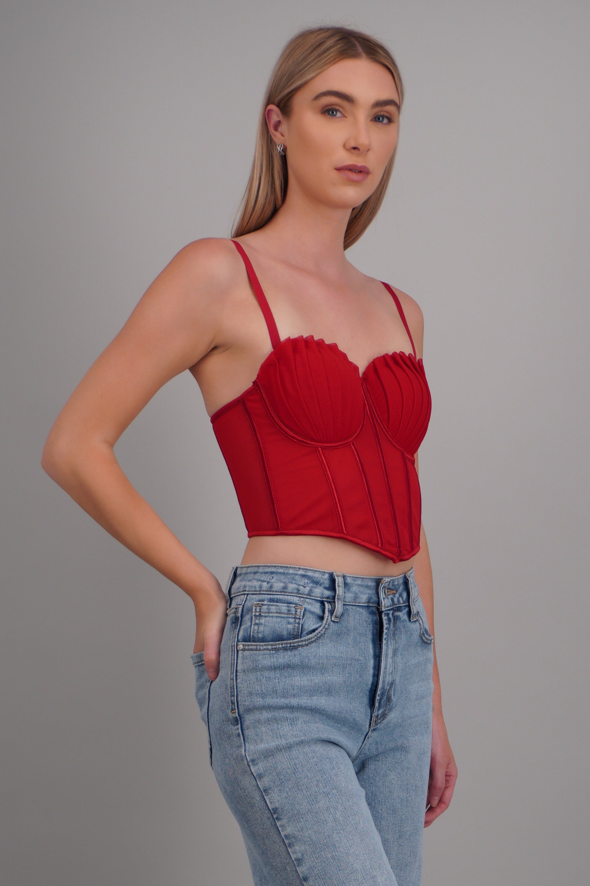 TOMATO RED
