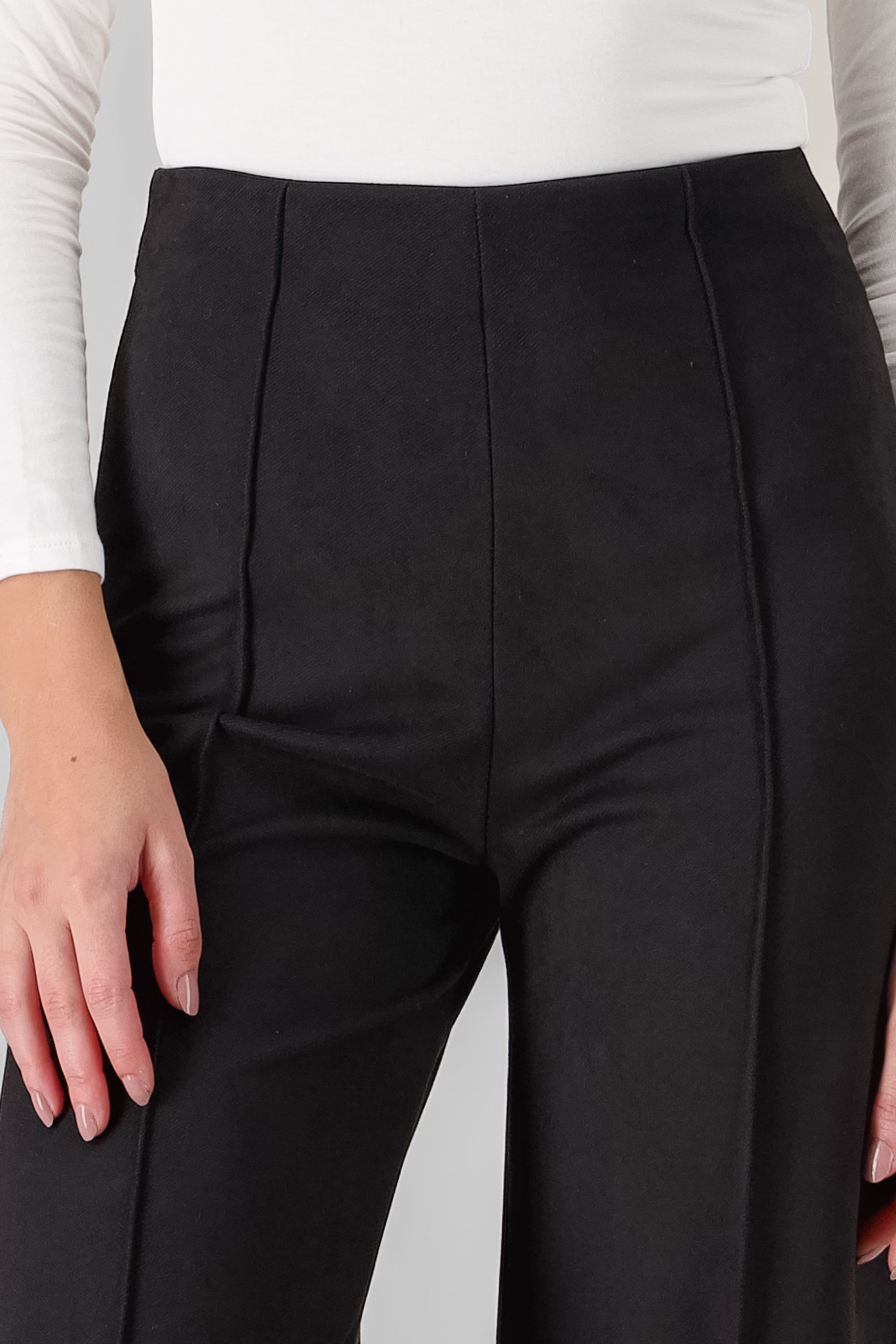 Pants with Seam Detail BLACK