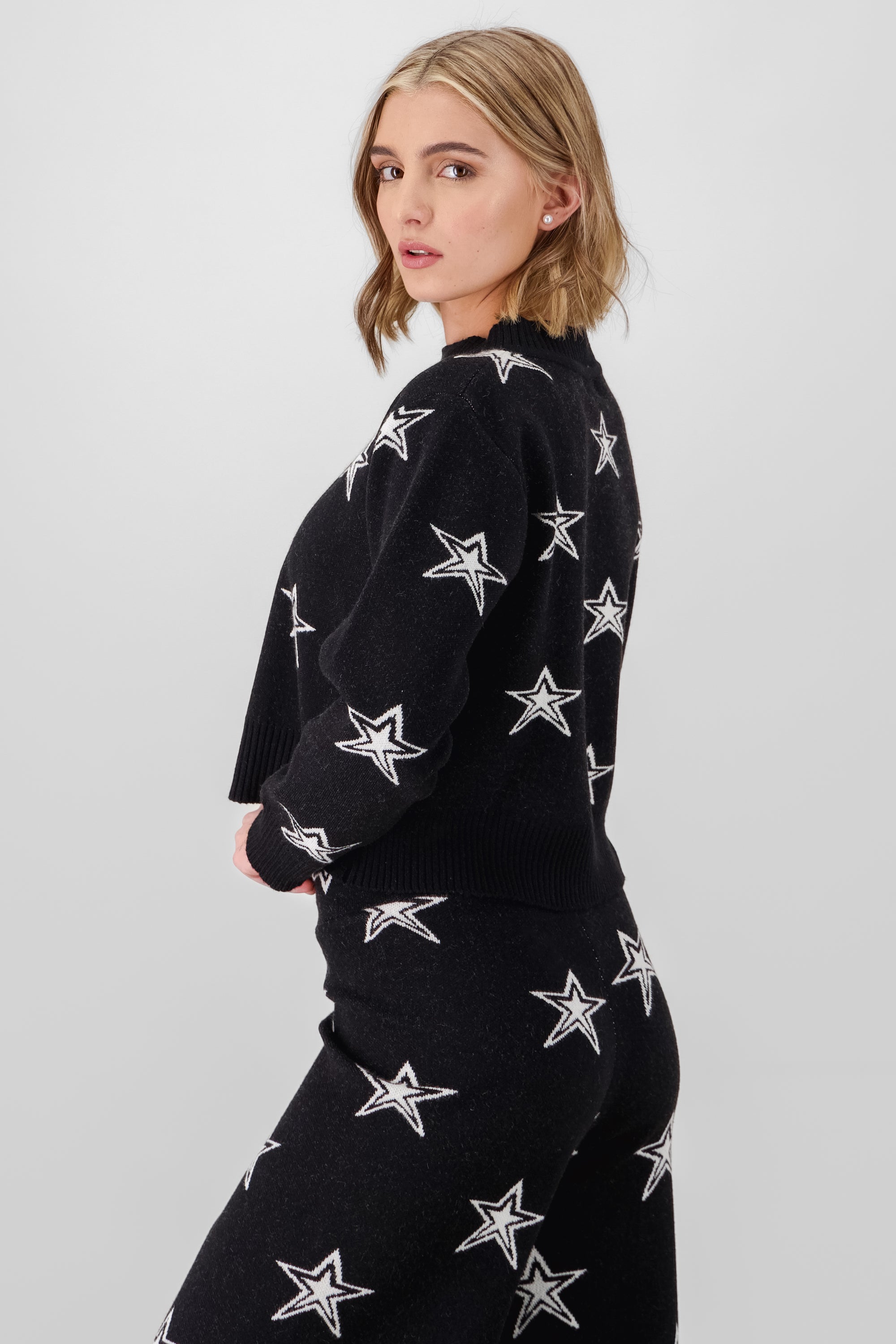 Star Print Soft Knit Sweater BLACK COMBO