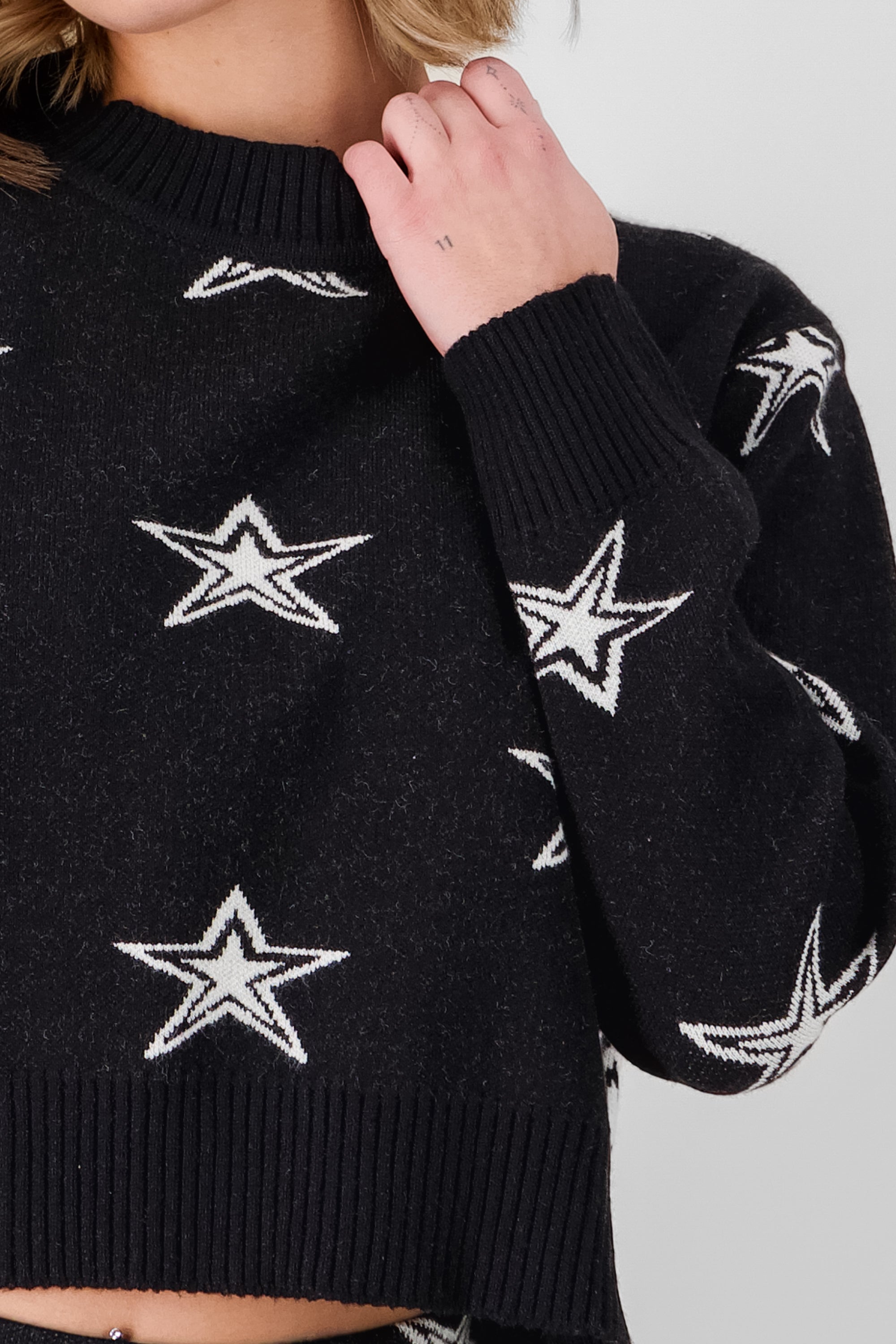 Star Print Soft Knit Sweater BLACK COMBO