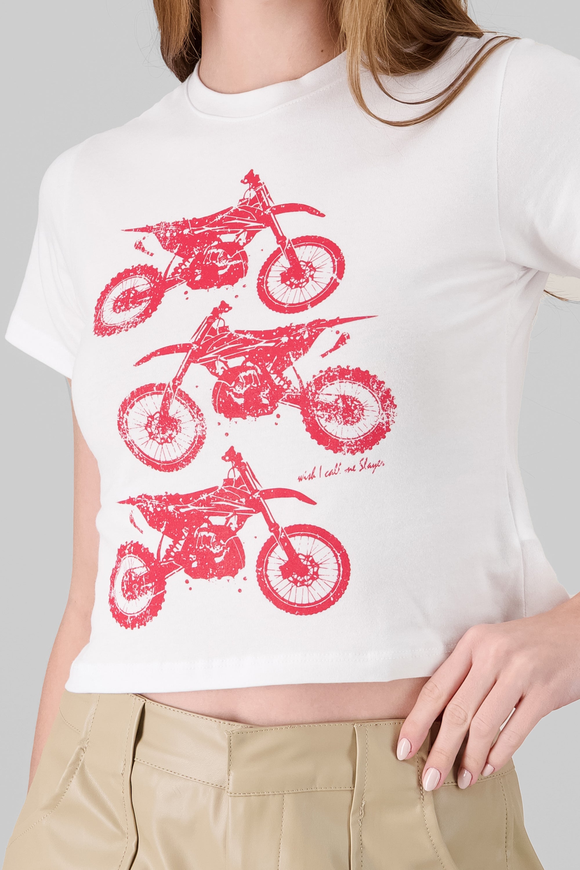 Cropped T Shirt with Motorcycle Print WHITE COMBO