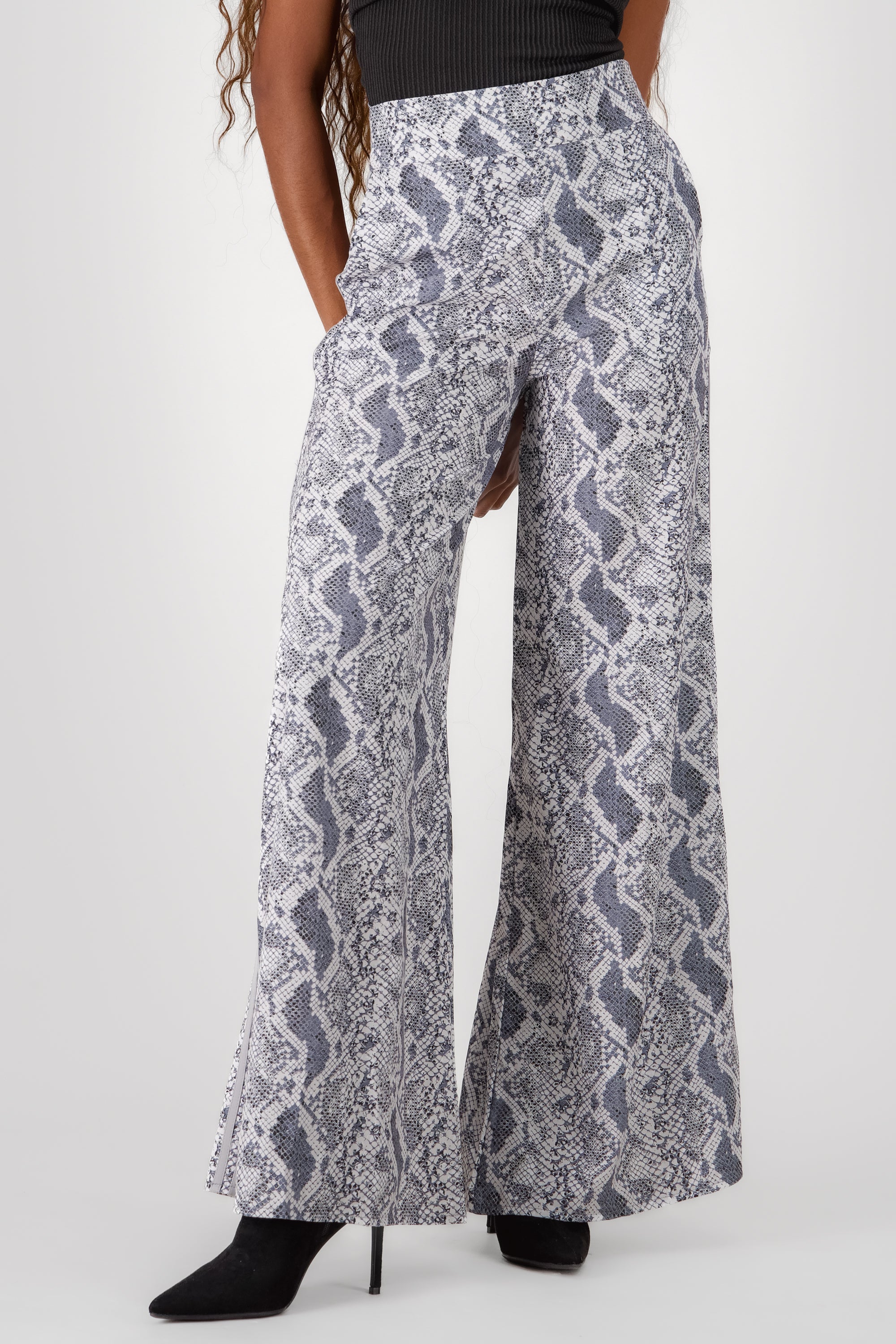 Straight Snake Print Pants GRAY COMBO