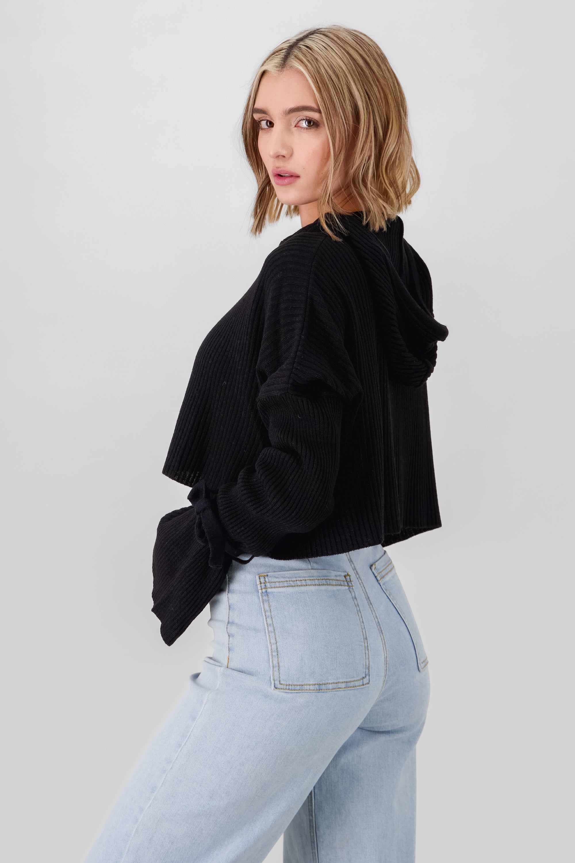 Knitted Sweatshirt with Bow Detail BLACK