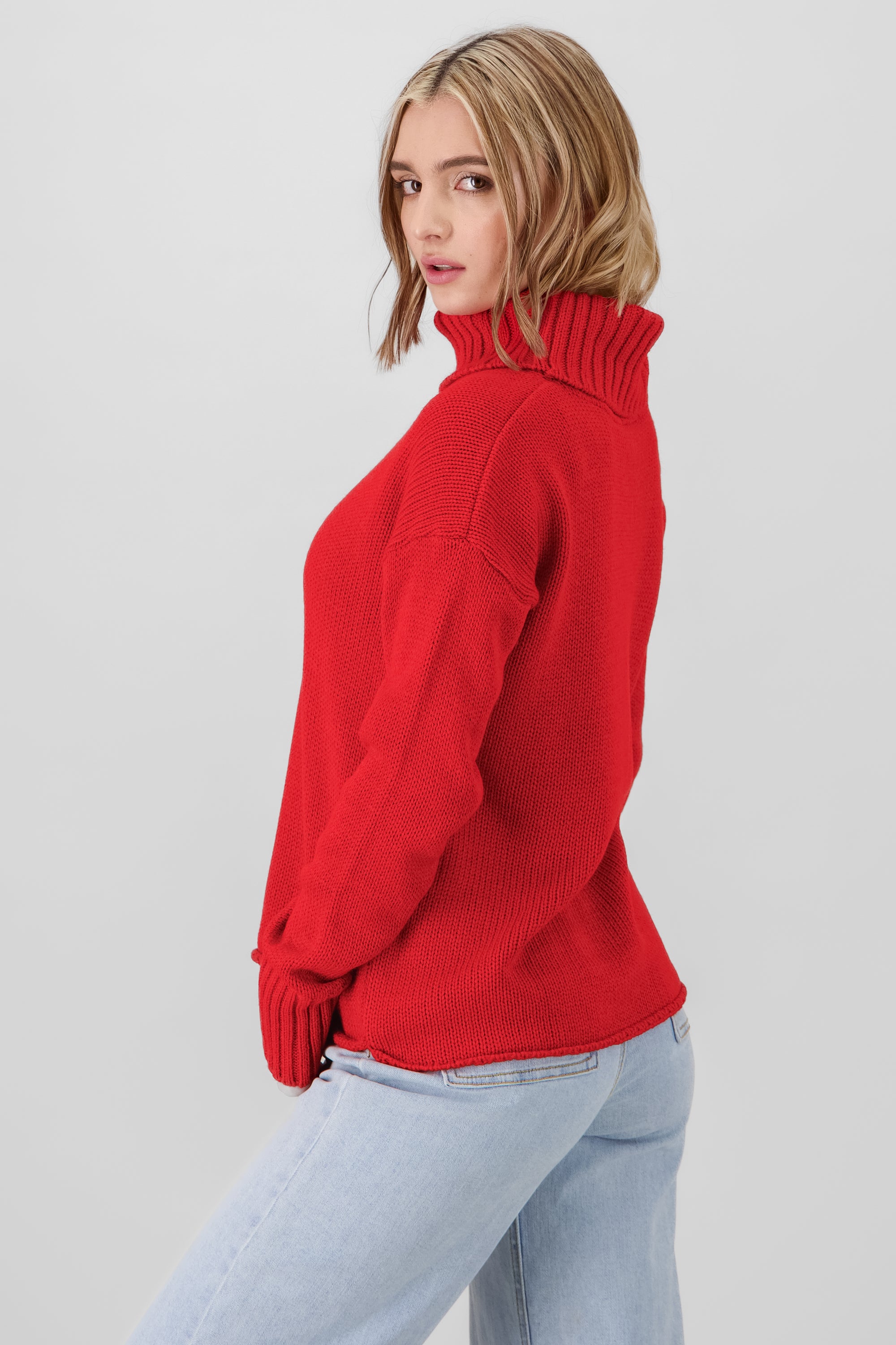 High Neck Knitted Sweater RED