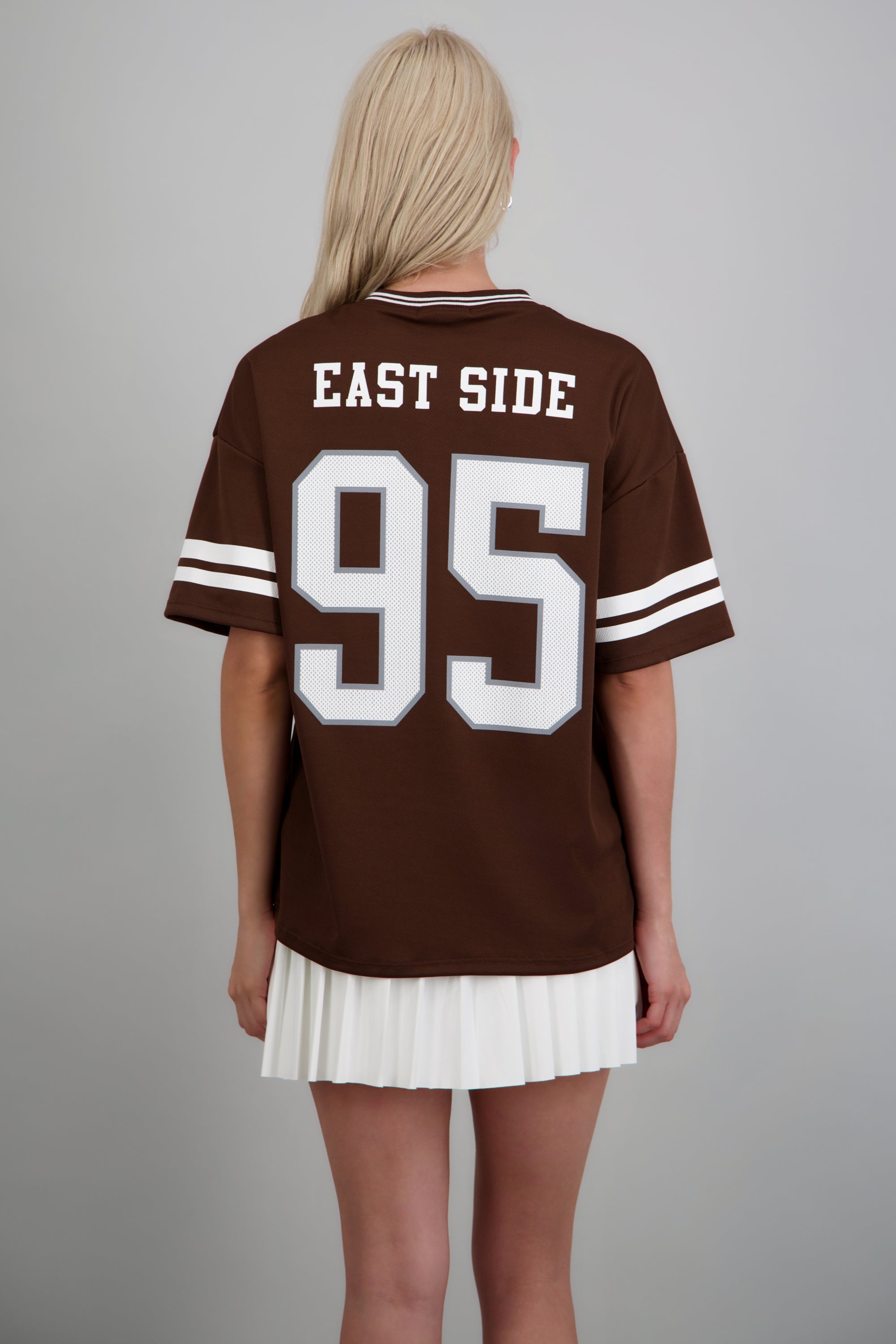 DARK BROWN