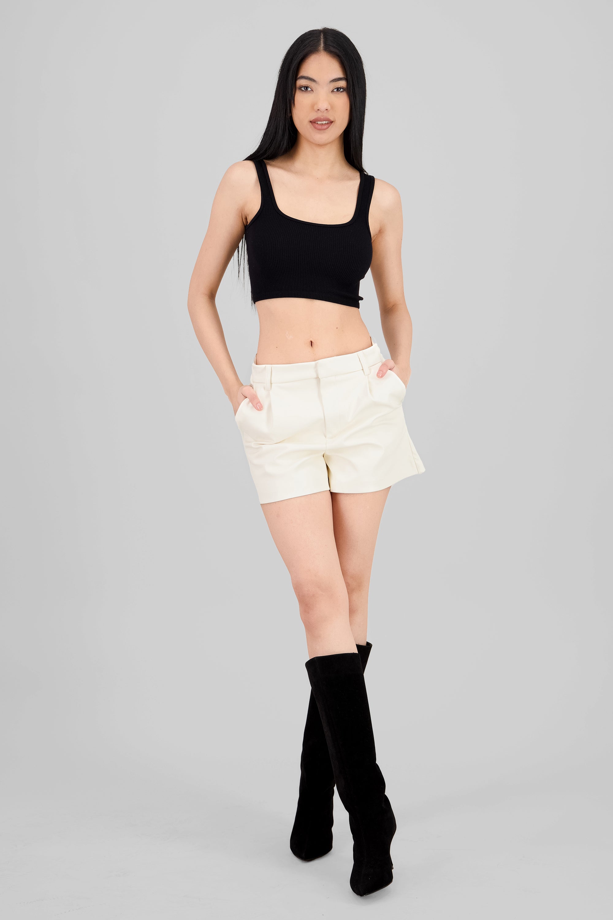 Faux Leather Short IVORY