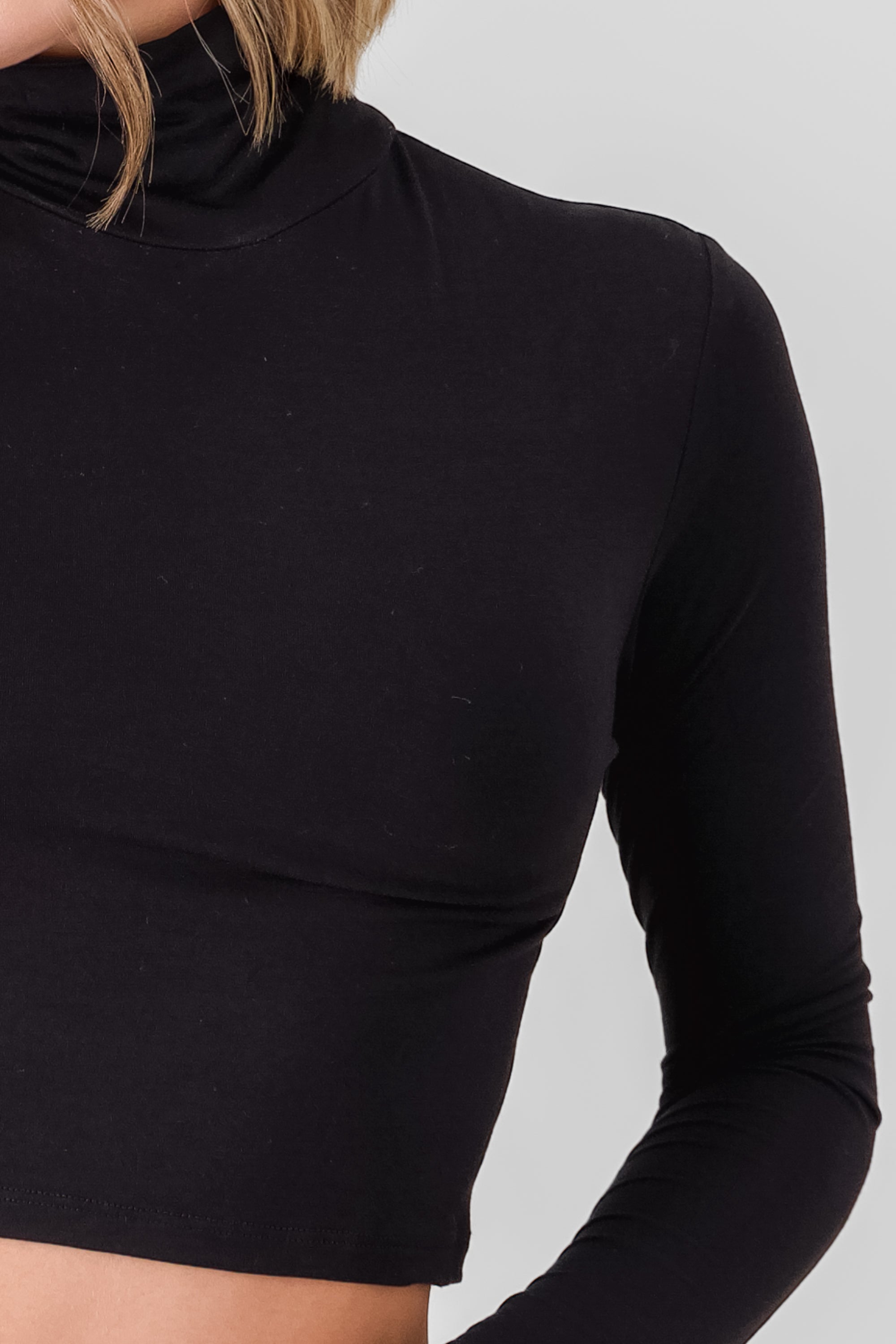 Long Sleeve High Neck Top BLACK