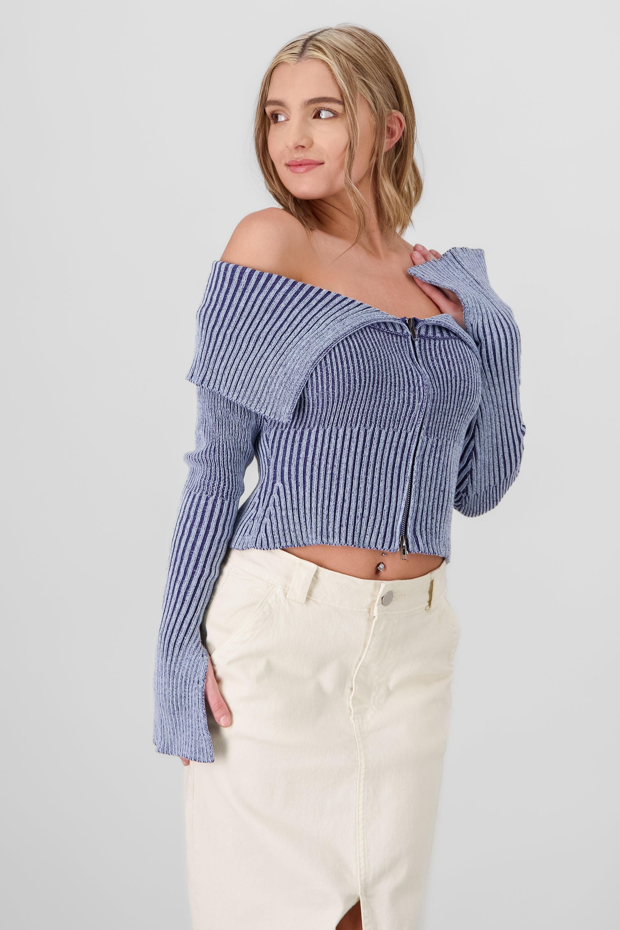 Off Shoulder Sweater BLUE