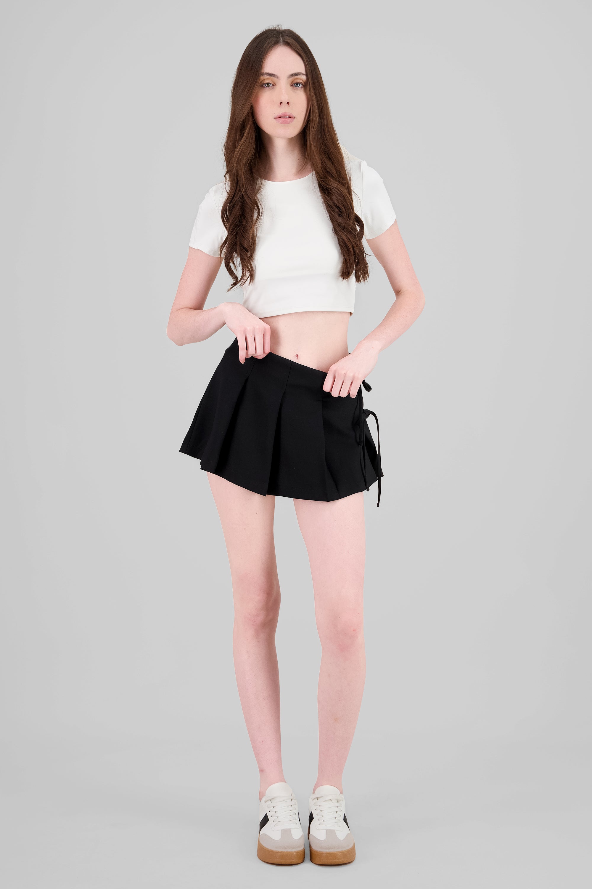 Pleated Skirt with Bows BLACK