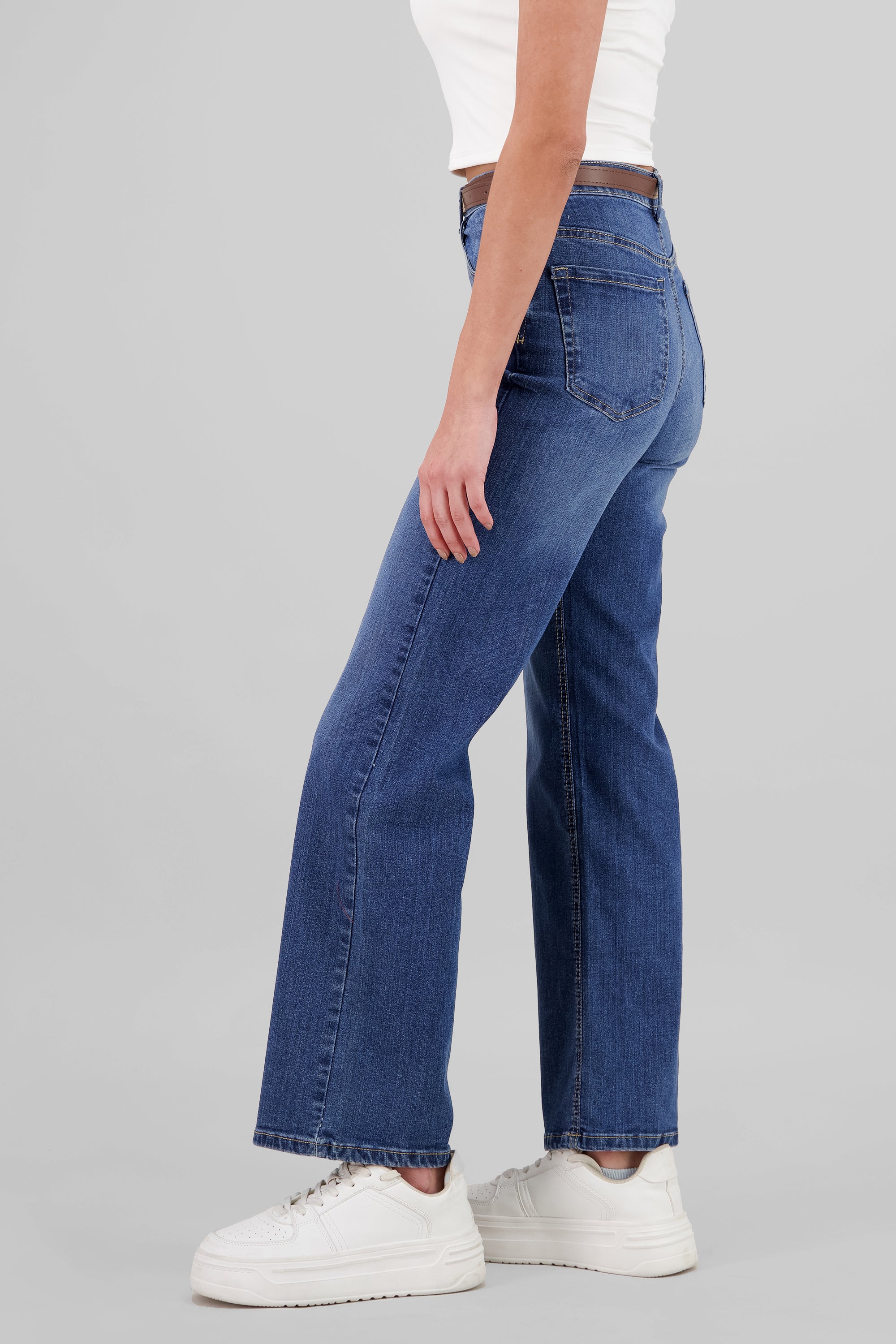 Straight Basic Cut Jeans DARK WASH