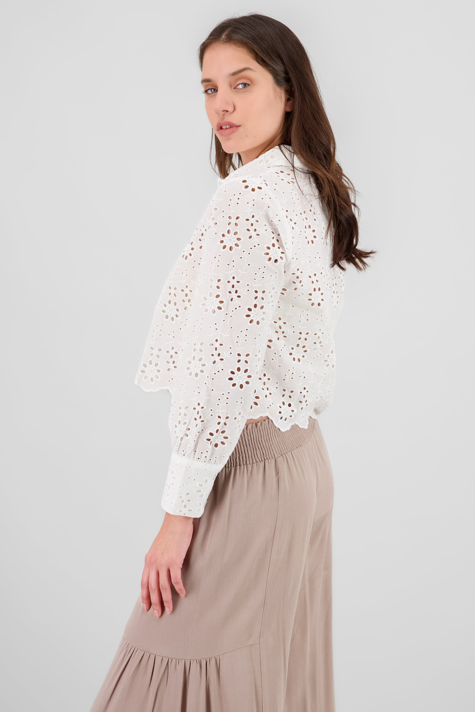 Eyelet Detail Shirt WHITE