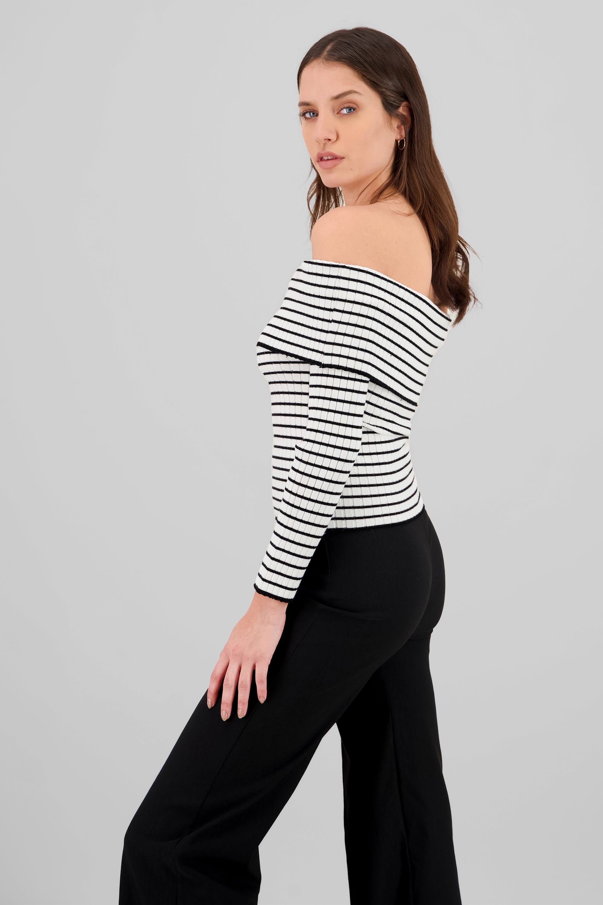 Textured Off Shoulder Long Sleeve Top WHITE COMBO