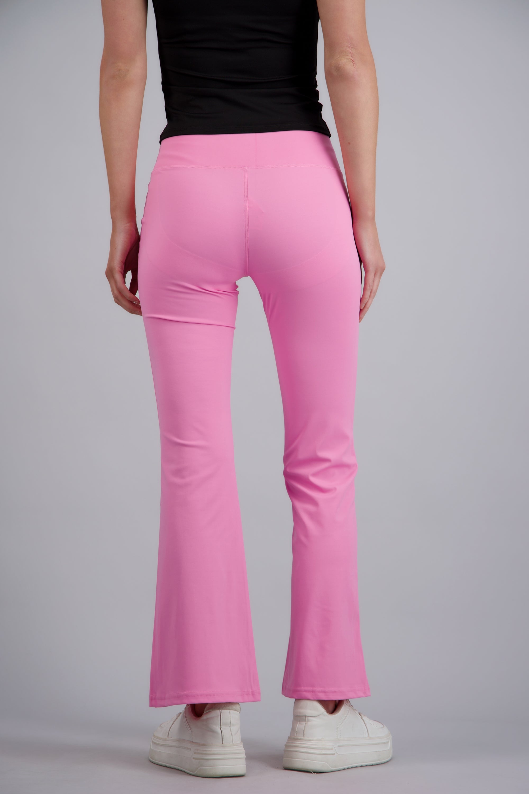 BRIGHT PINK