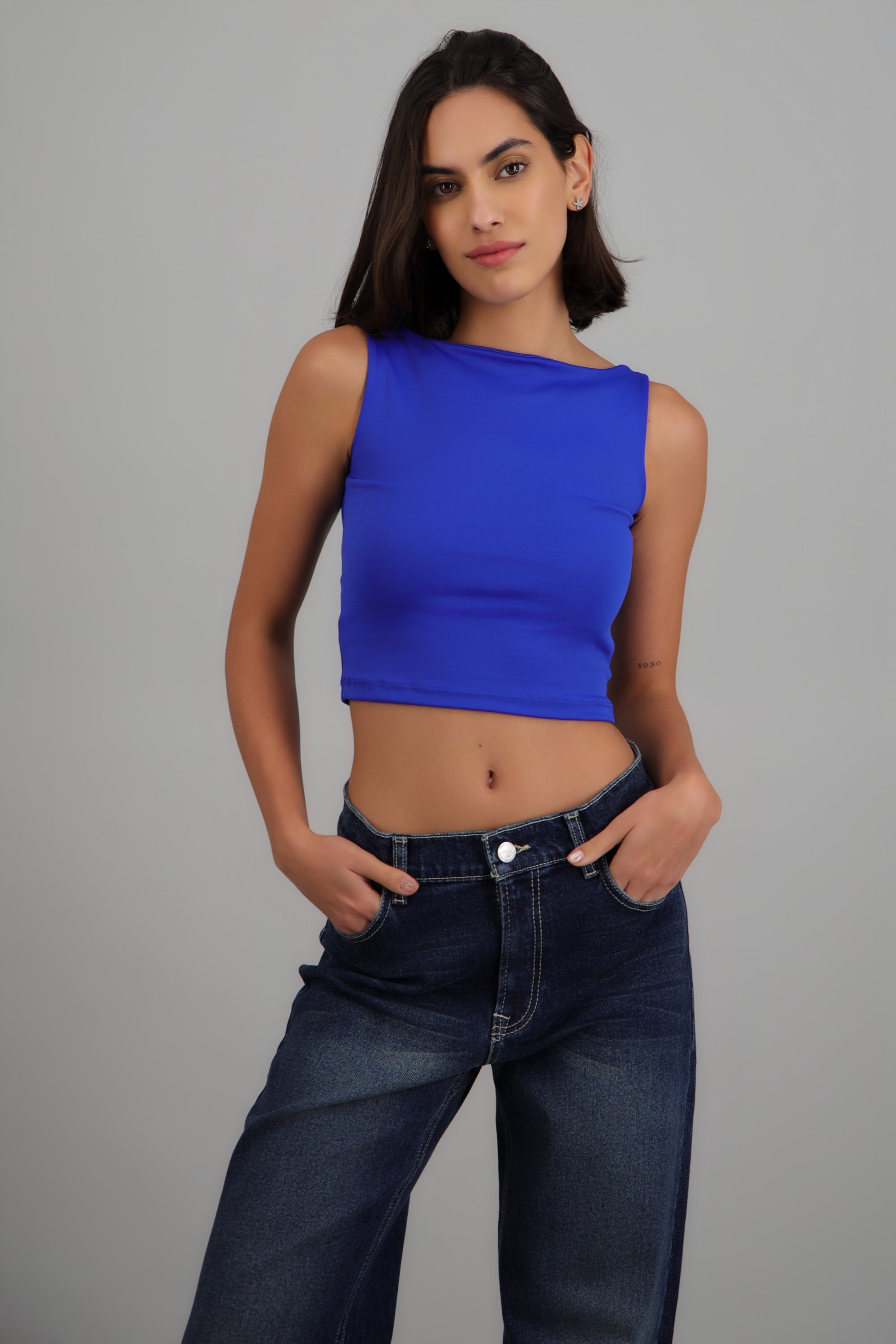 ROYAL BLUE
