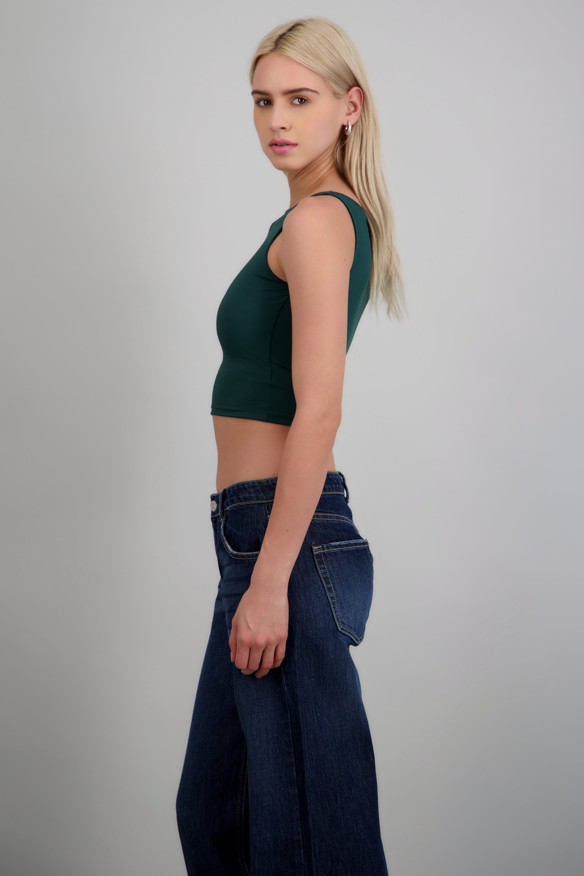 HUNTER GREEN