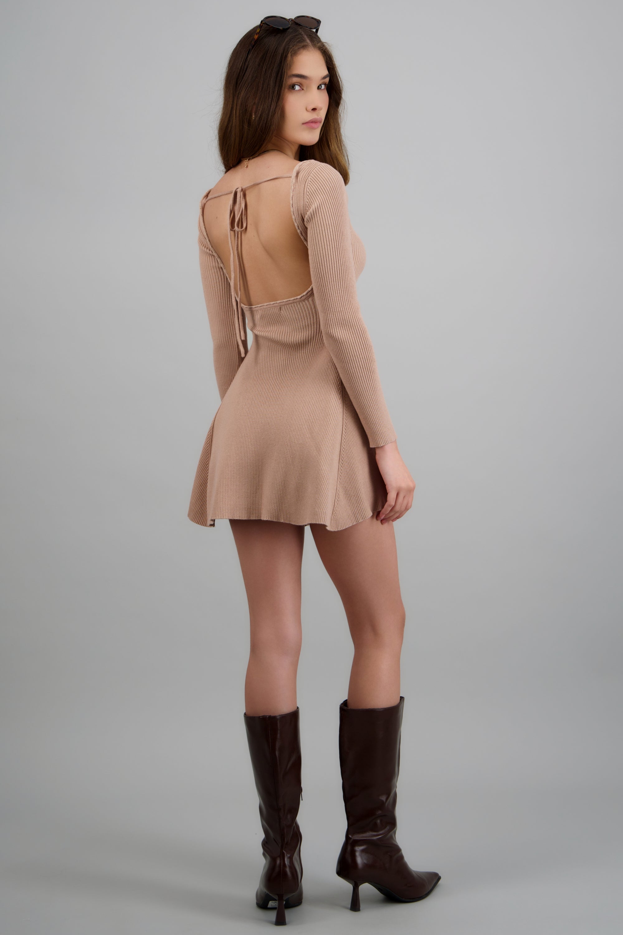 TAUPE