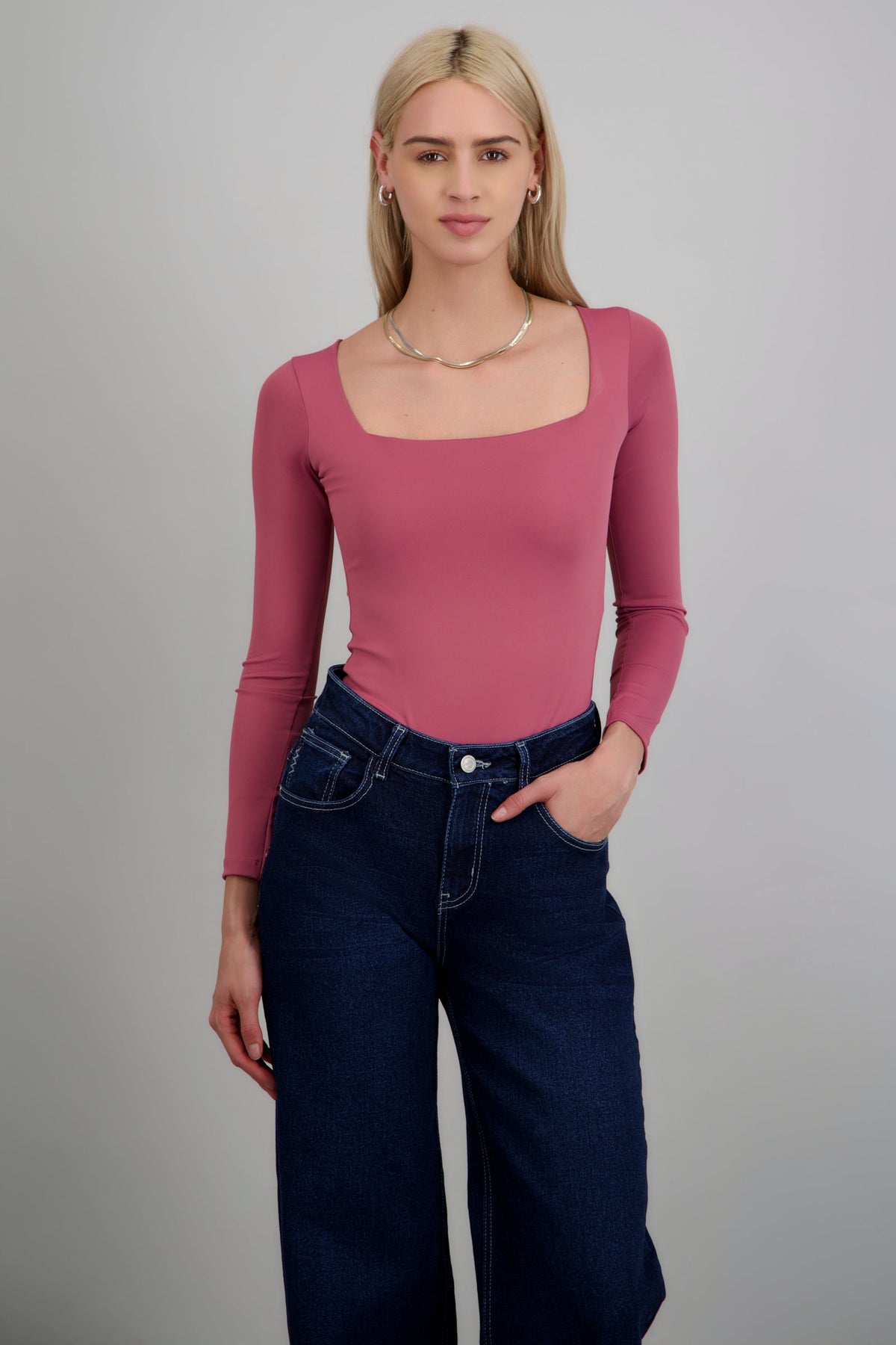 MAUVE
