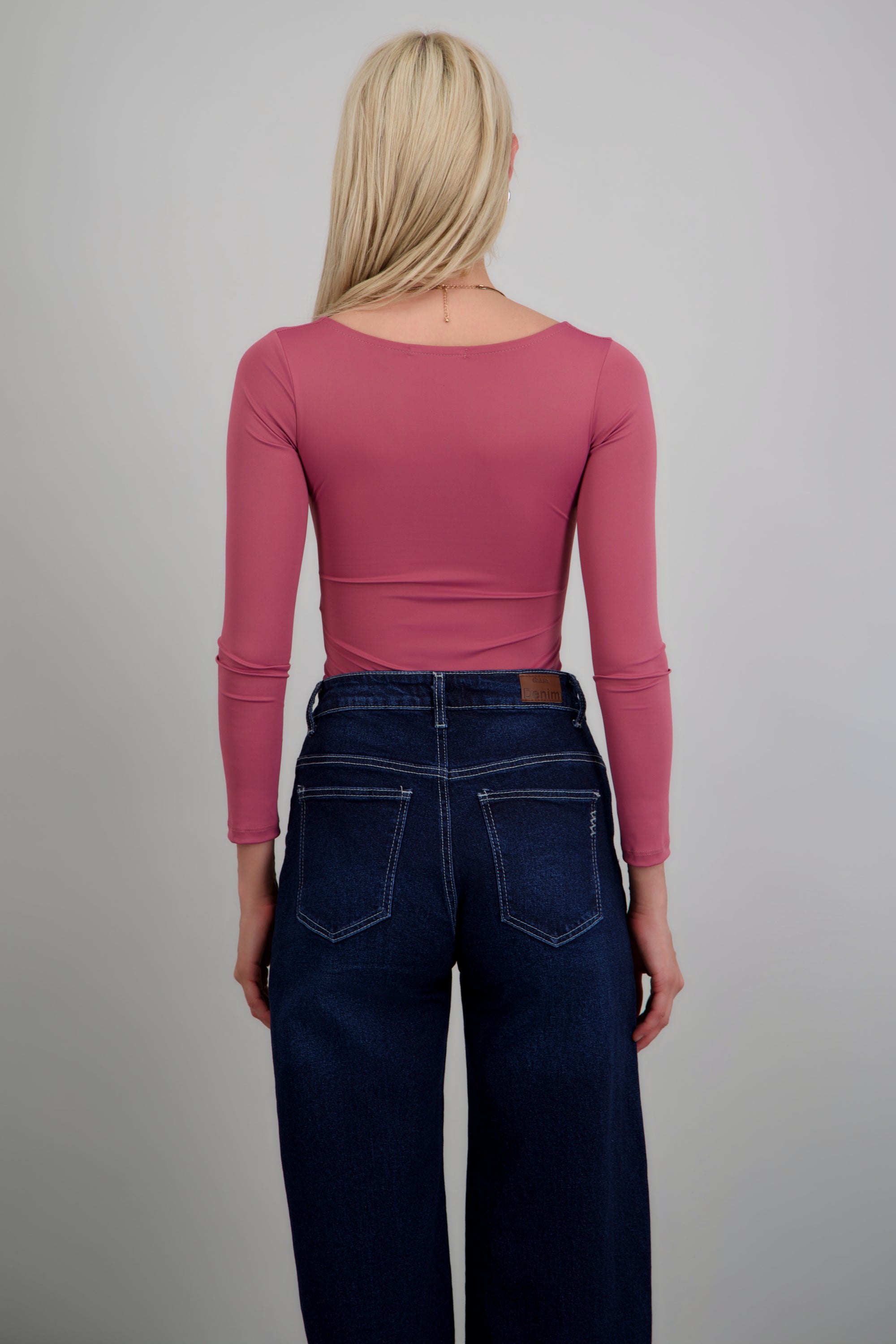 MAUVE