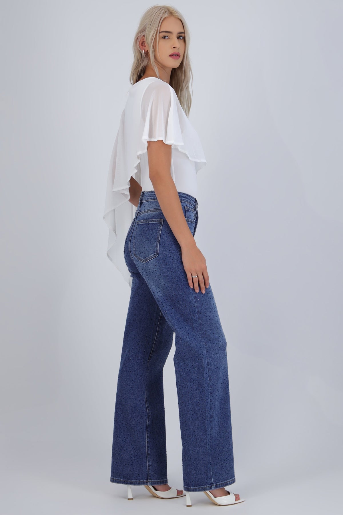 Jeans straight brillo