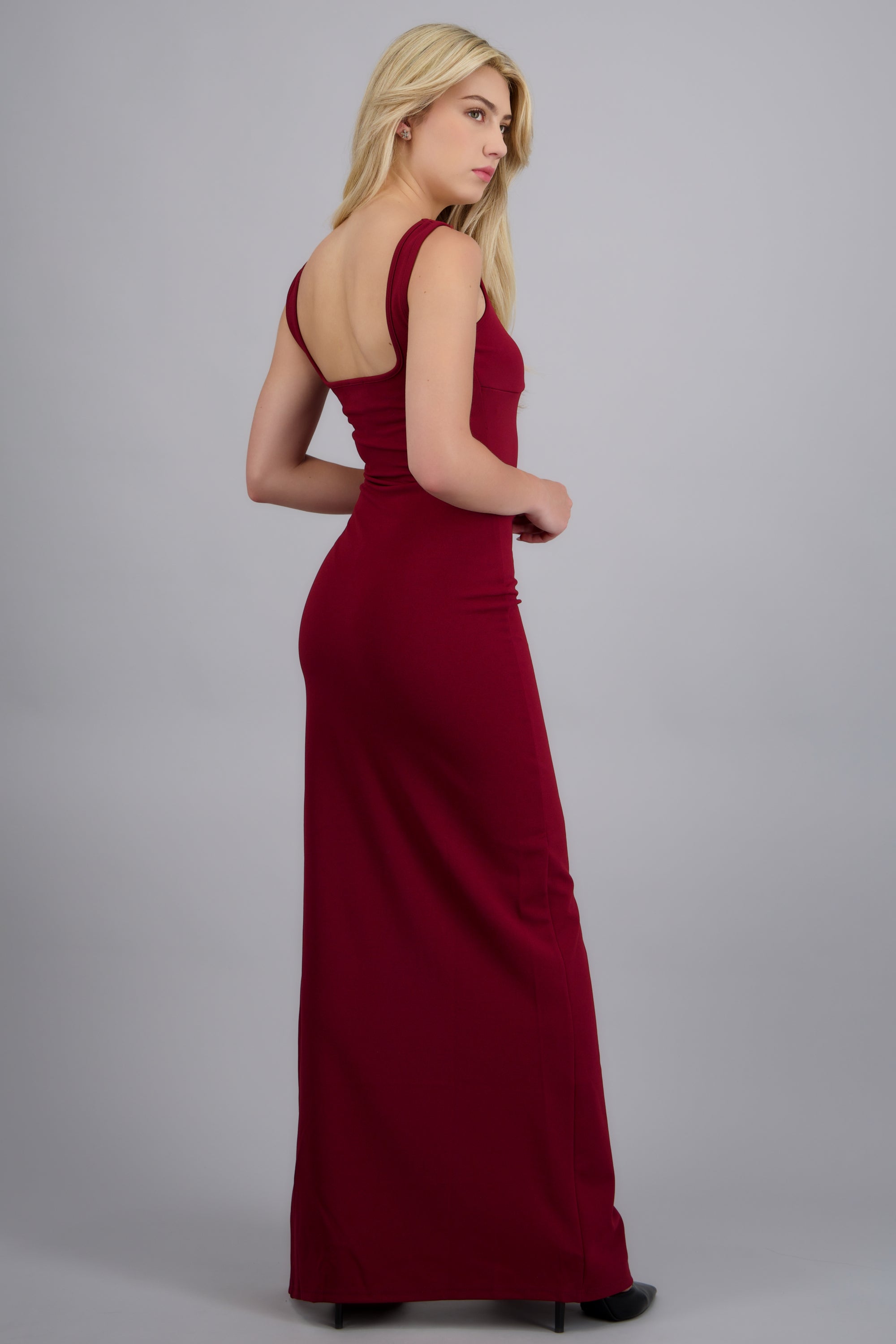 BURNT RED