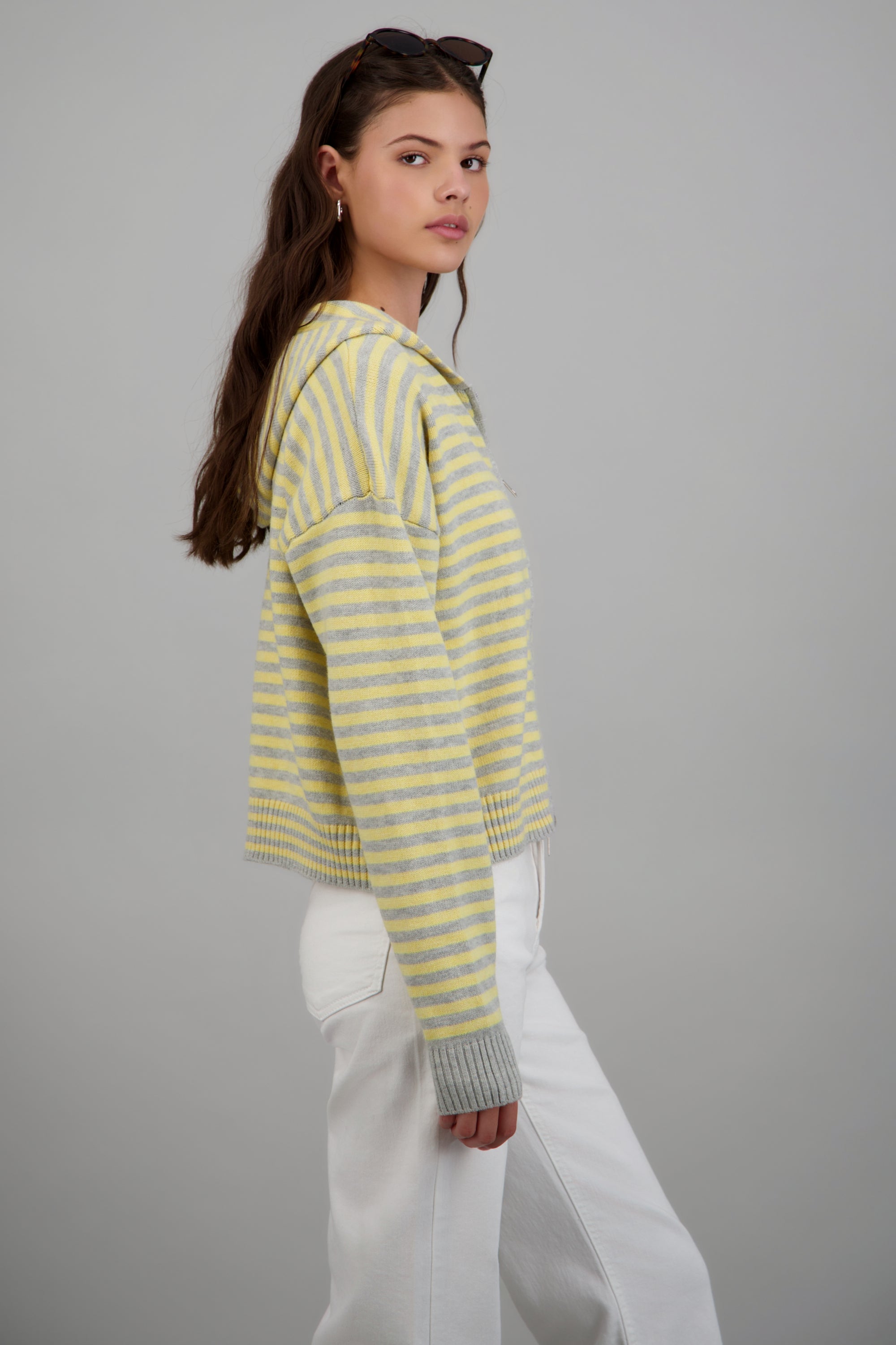 PASTEL YELLOW