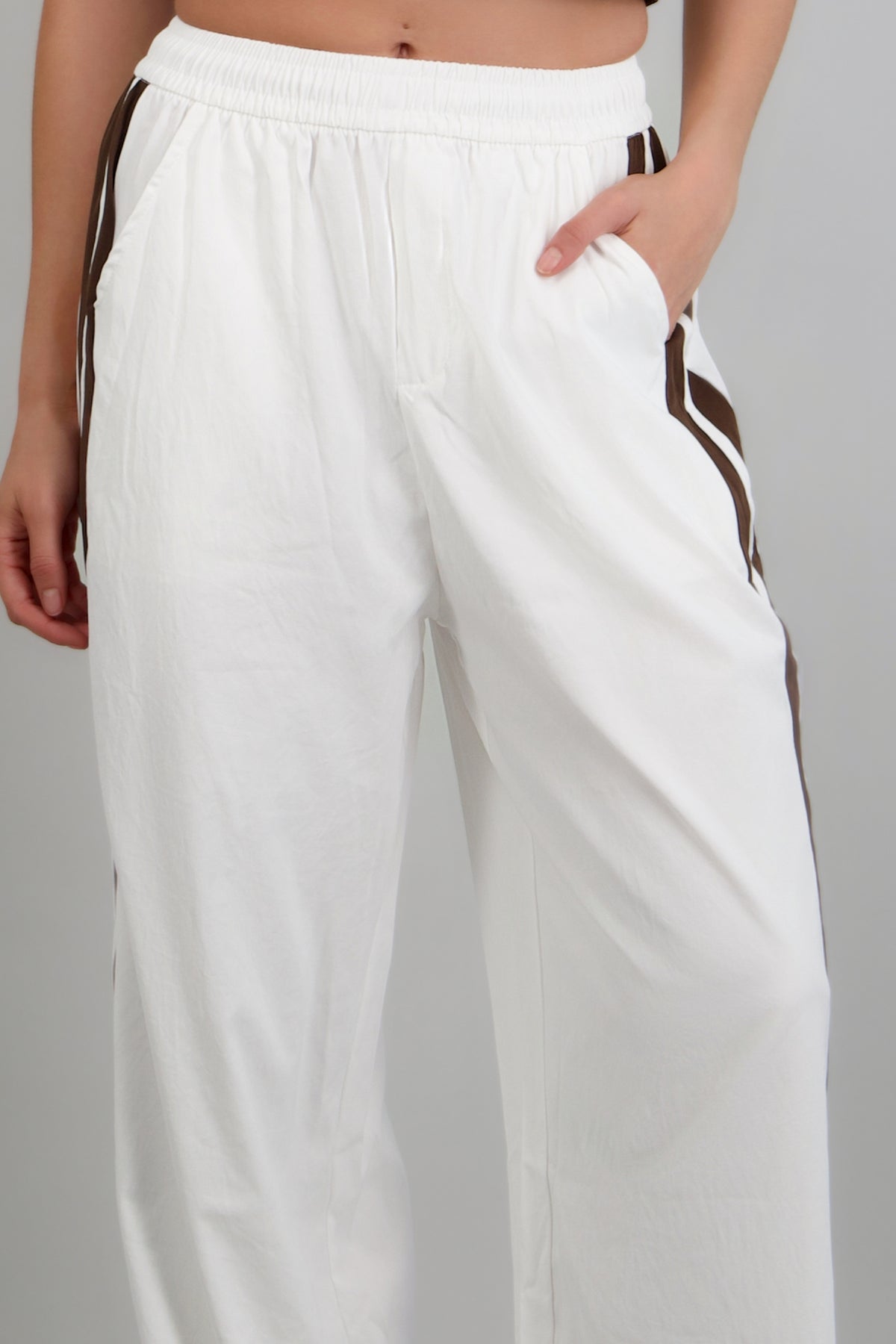 WHITE COMBO