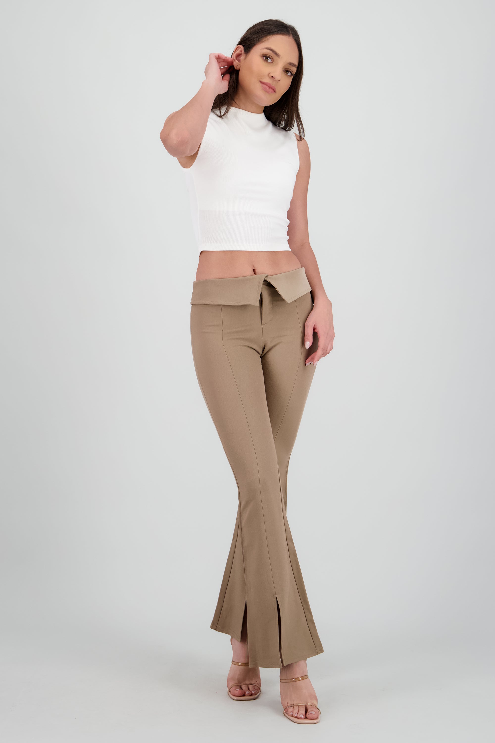 KHAKI