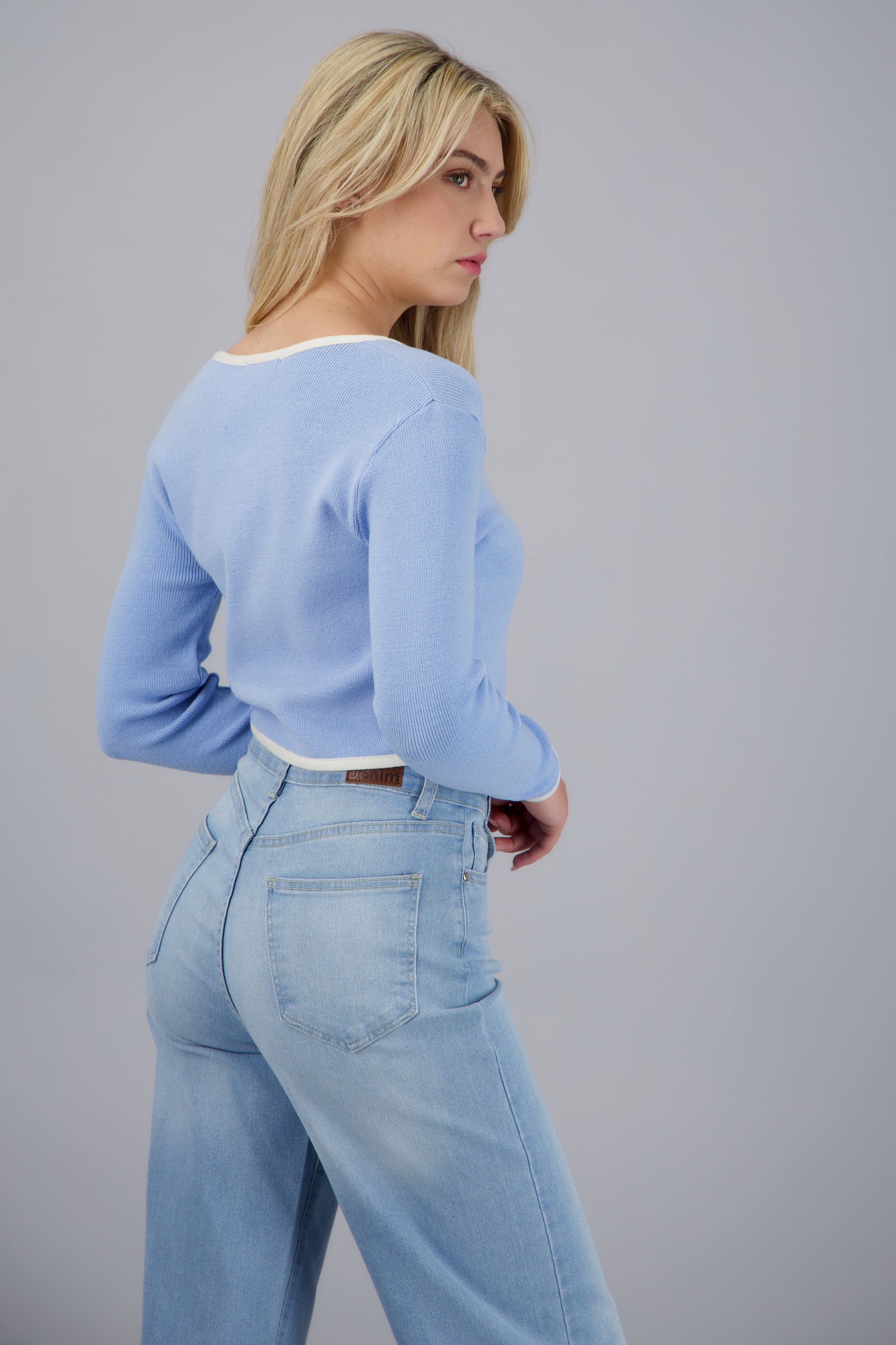 PASTEL BLUE