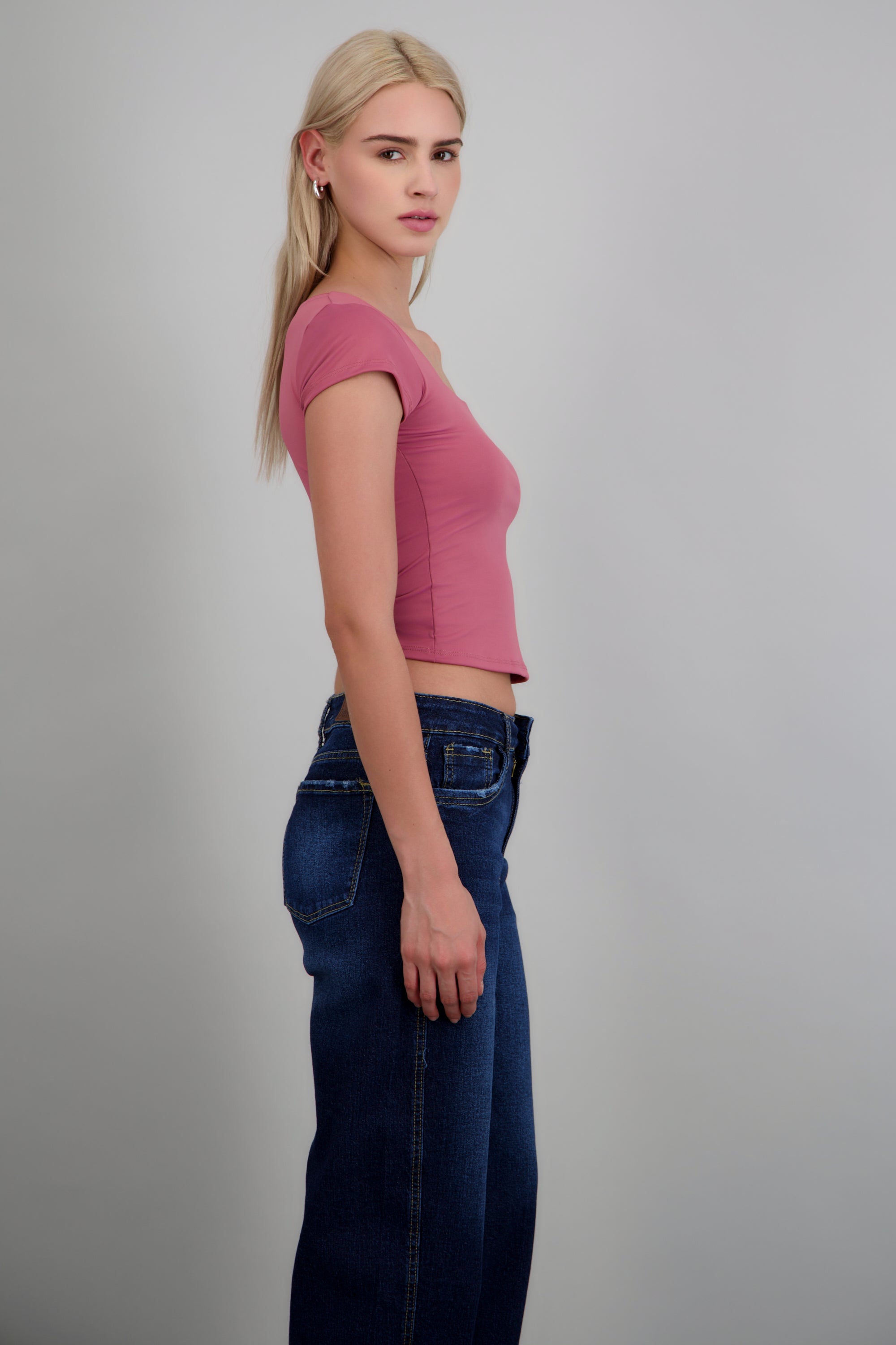 MAUVE