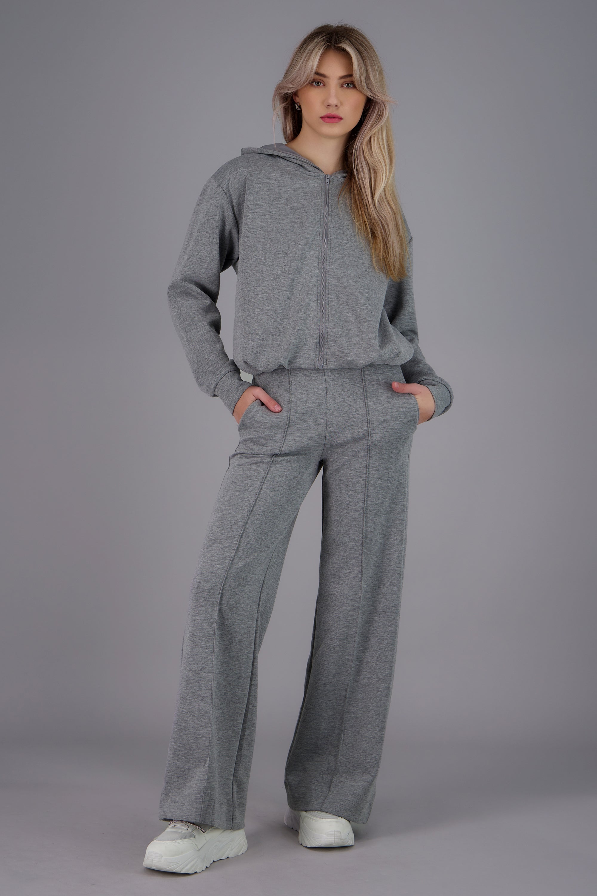 HEATHER GRAY