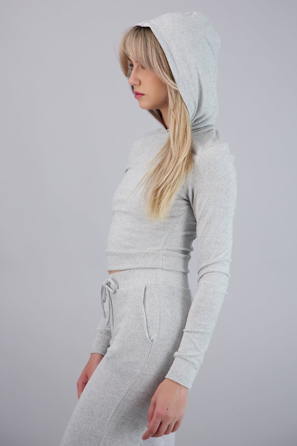 HEATHER GRAY