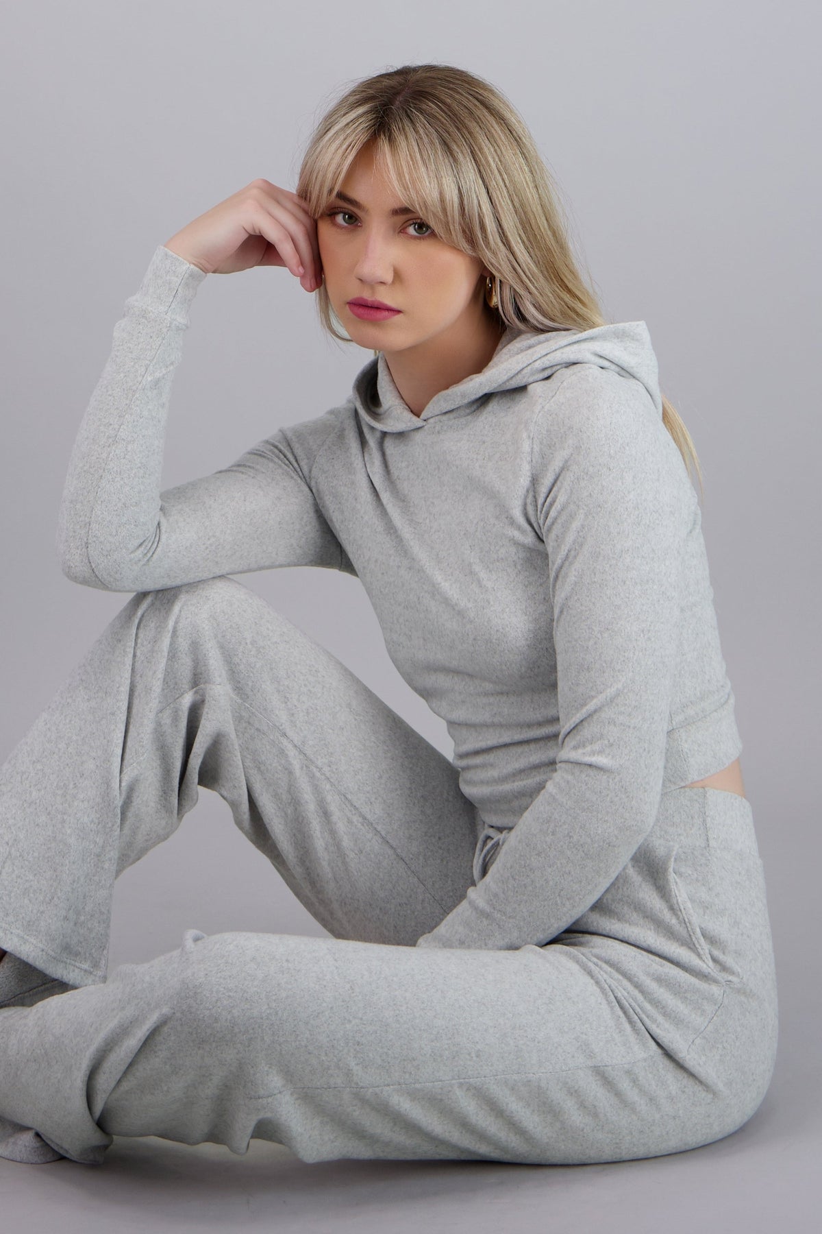 HEATHER GRAY