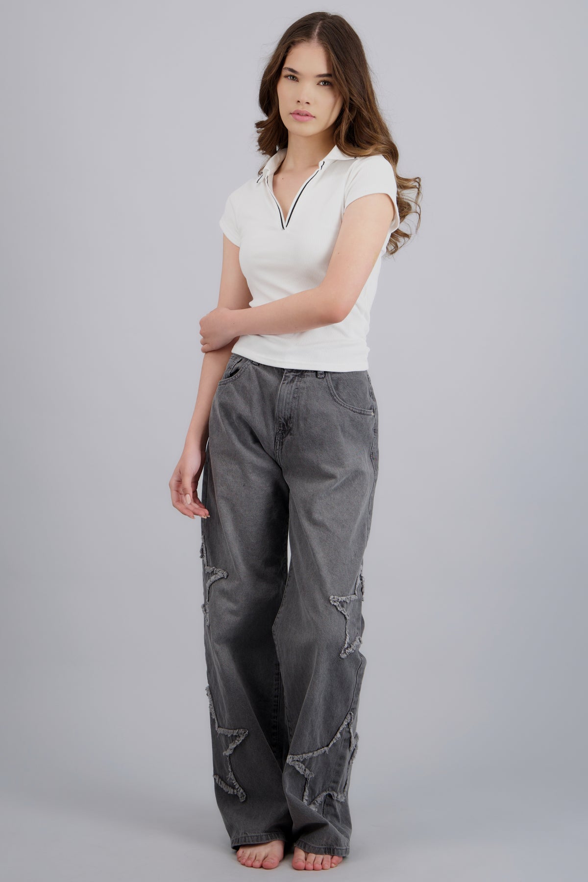 GRAY