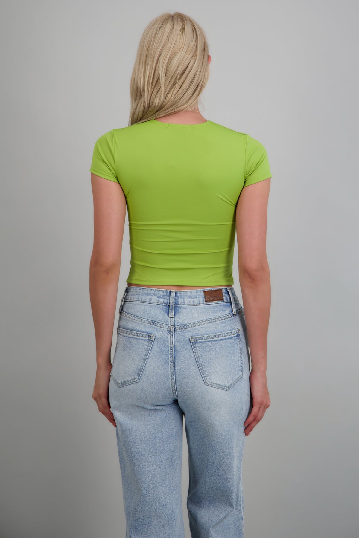 APPLE GREEN