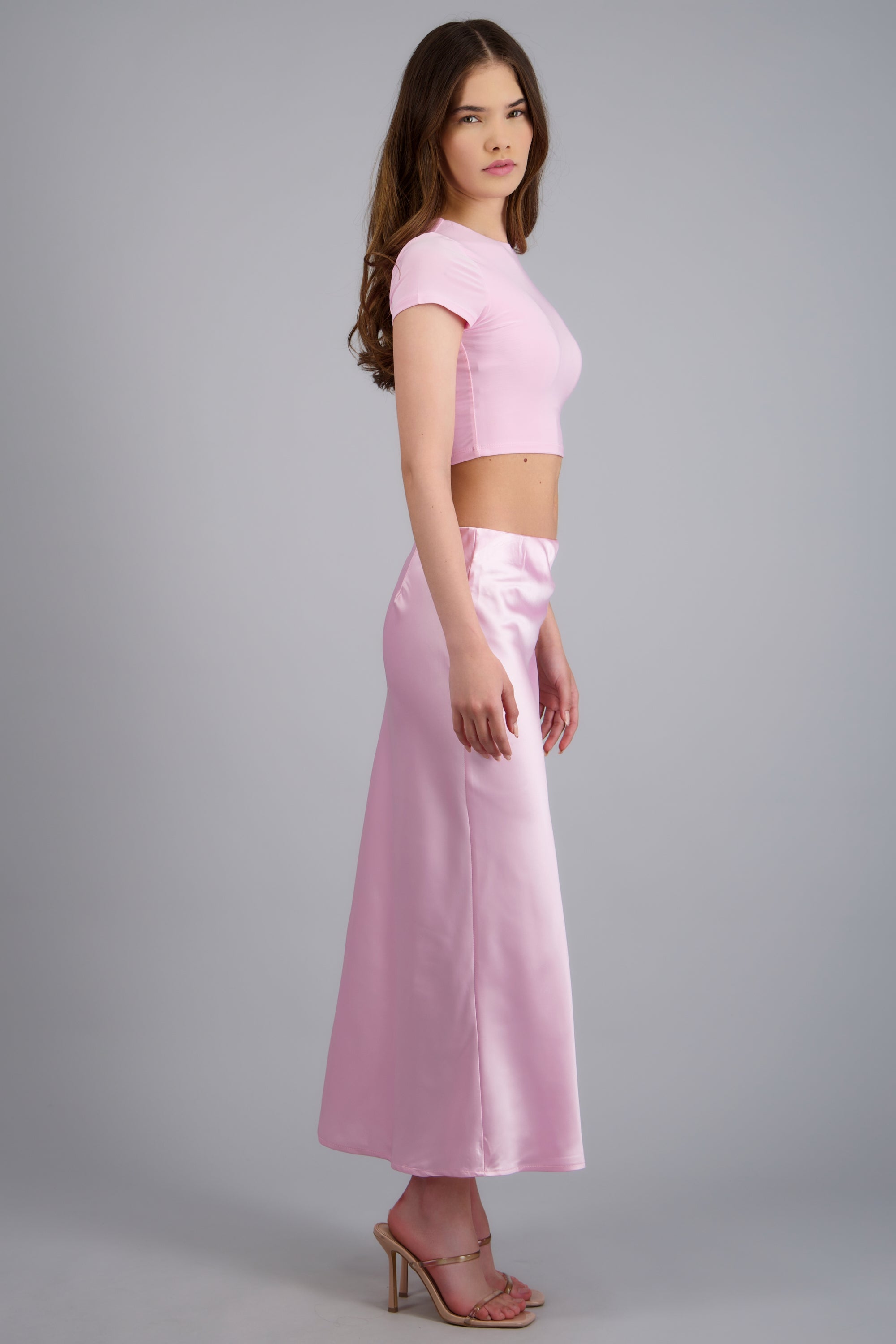 BRIGHT PINK