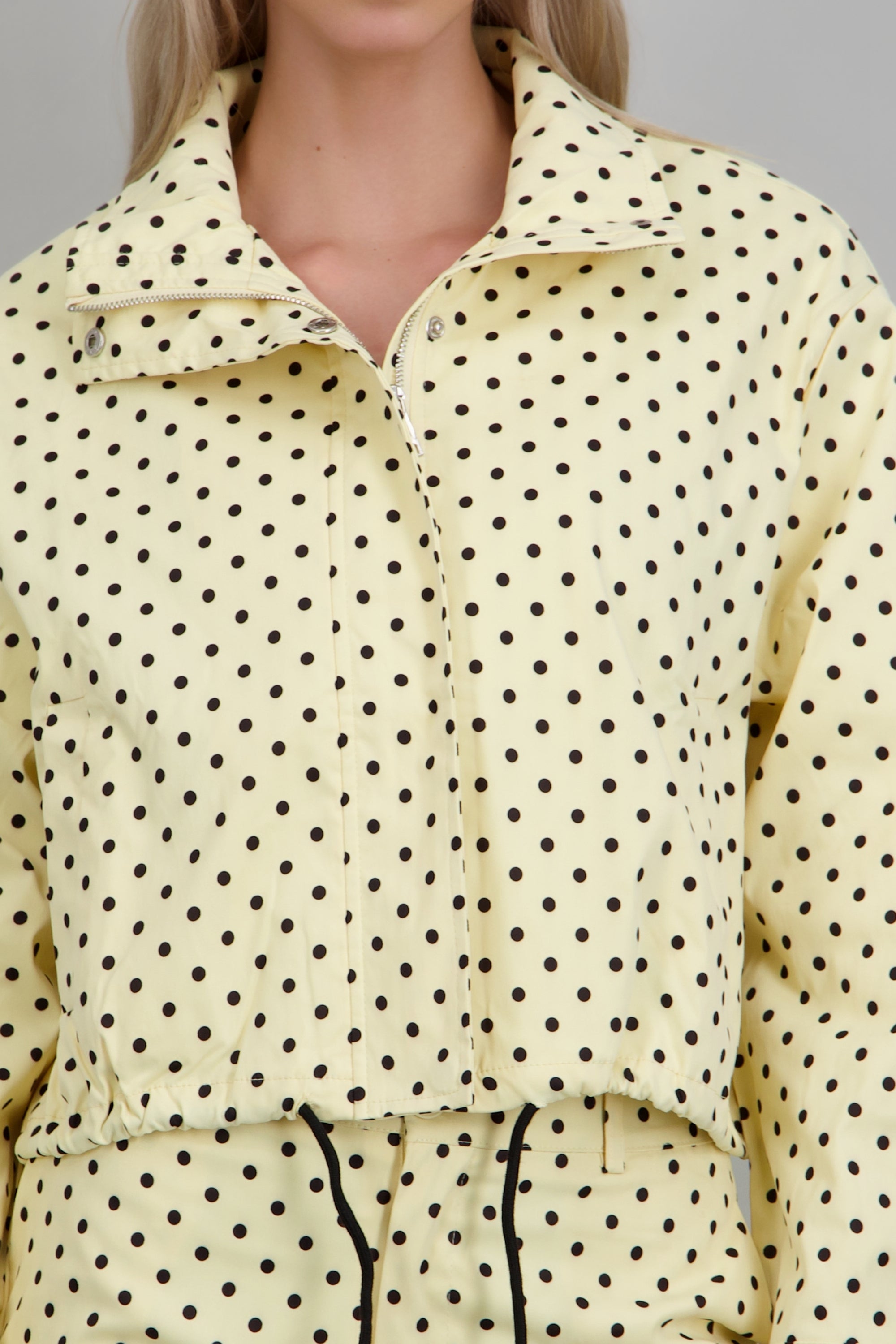 PASTEL YELLOW