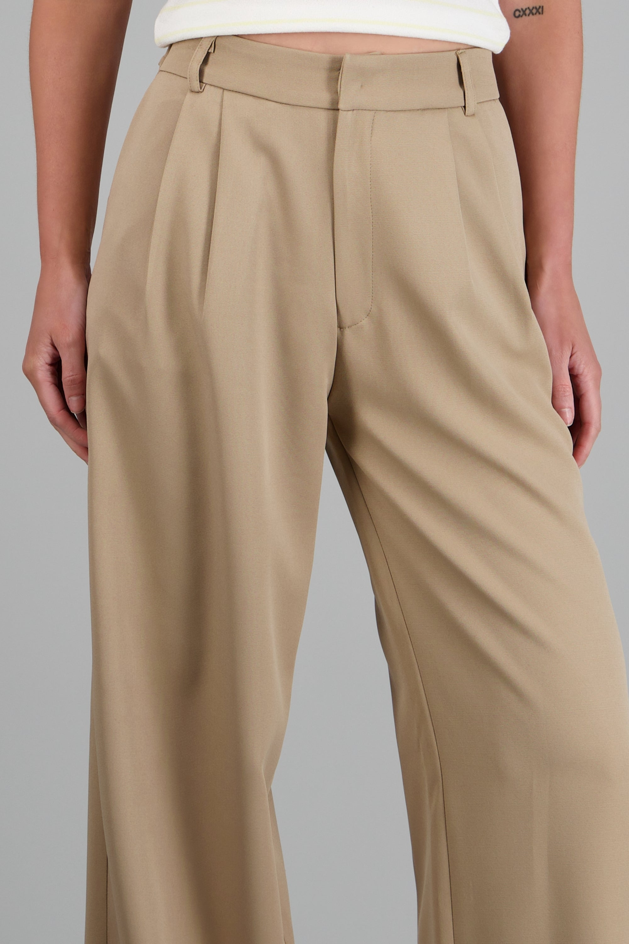 TAUPE