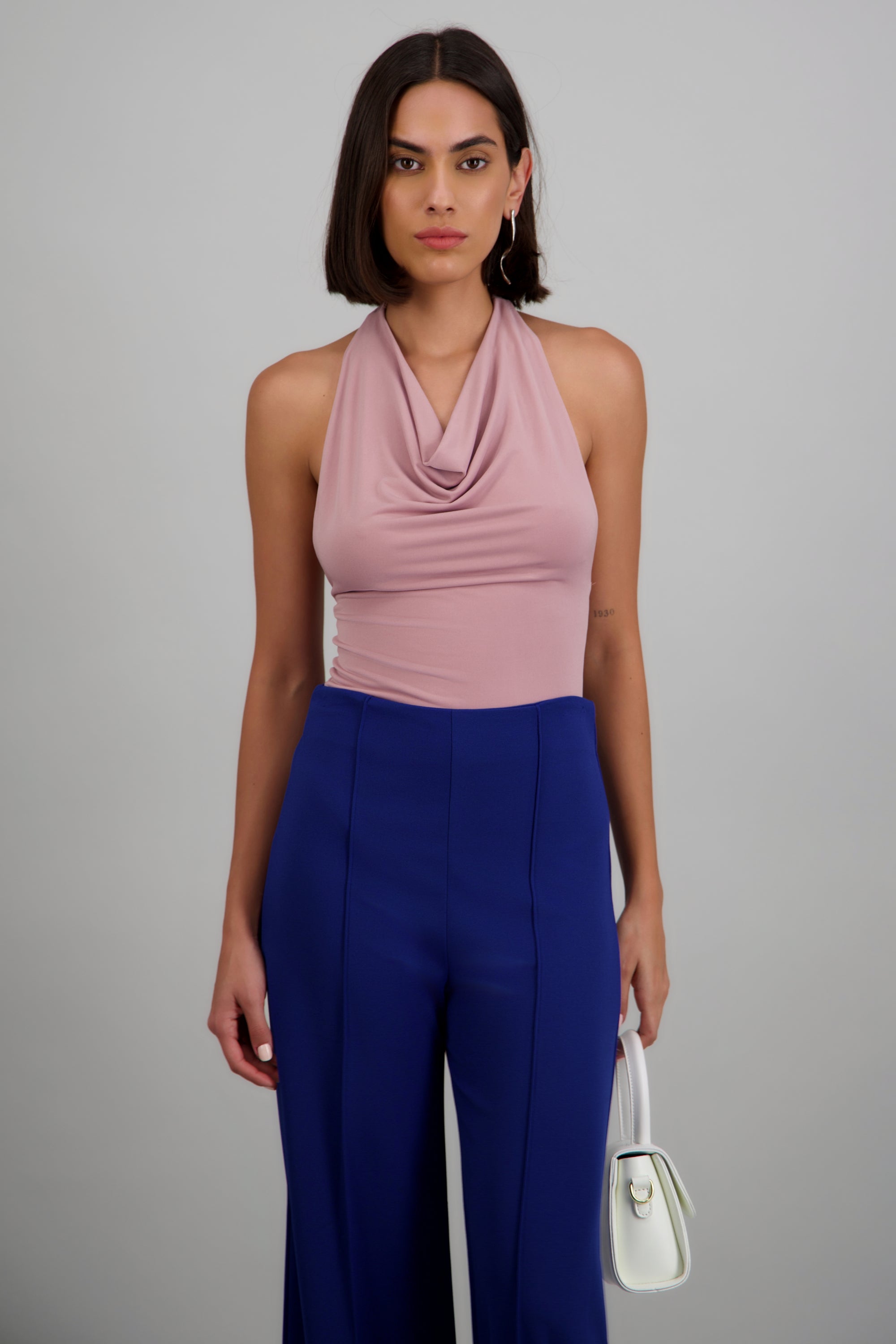 MAUVE