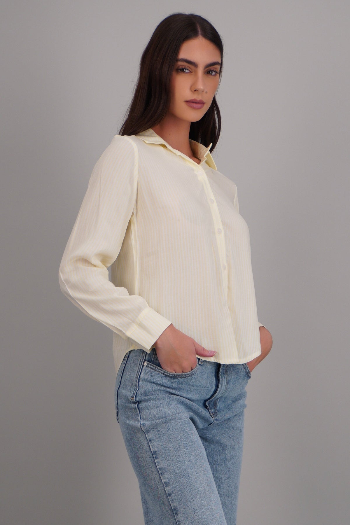 PASTEL YELLOW
