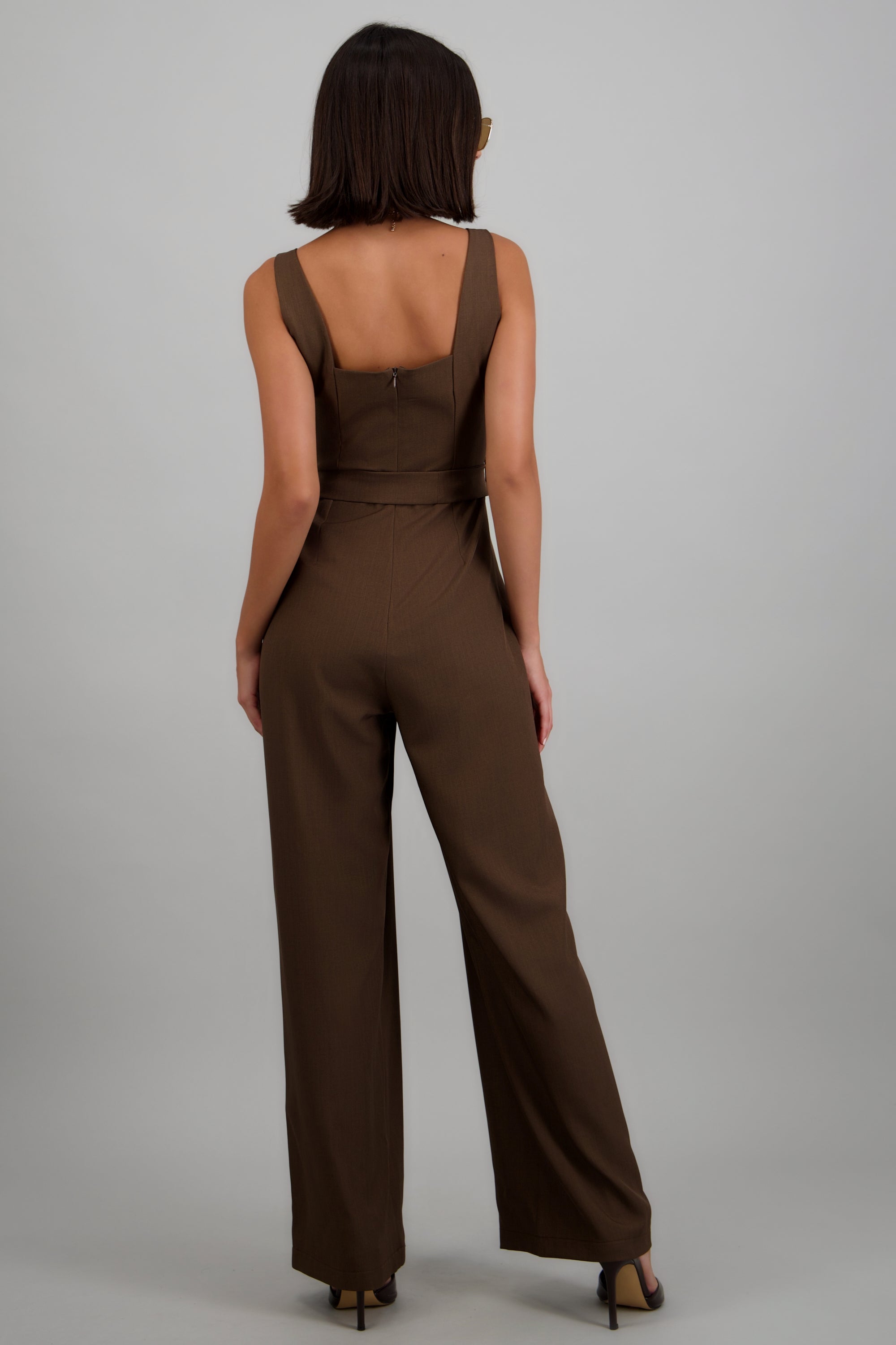 DARK BROWN
