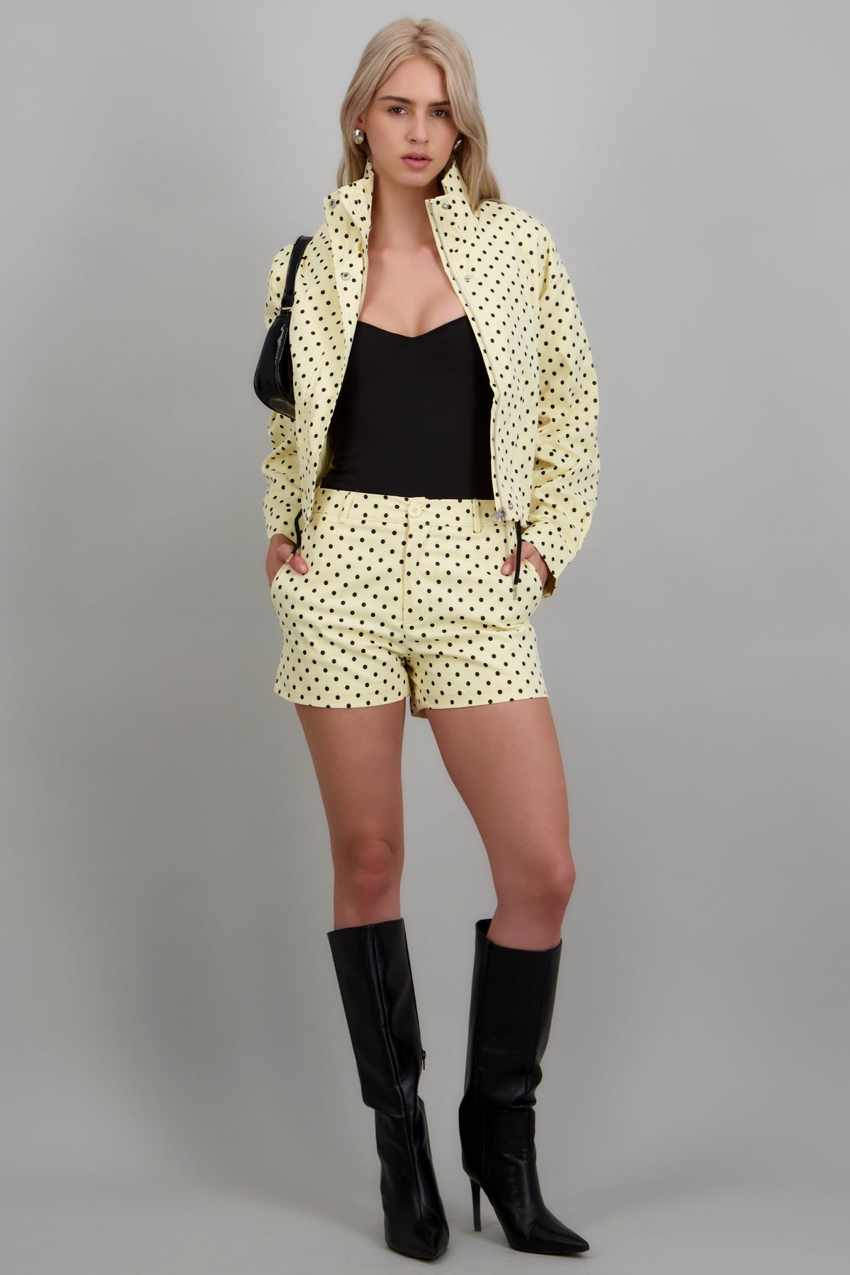PASTEL YELLOW