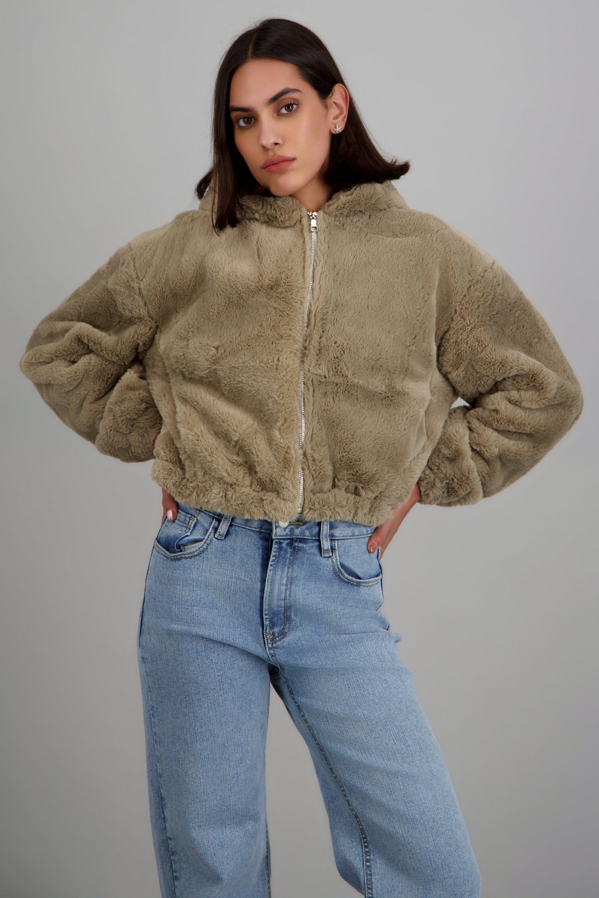 TAUPE
