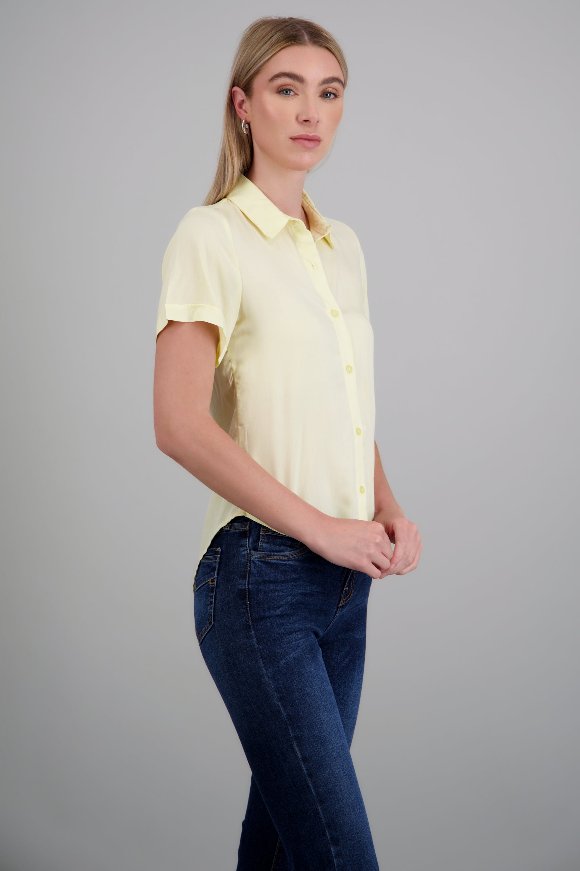 PASTEL YELLOW