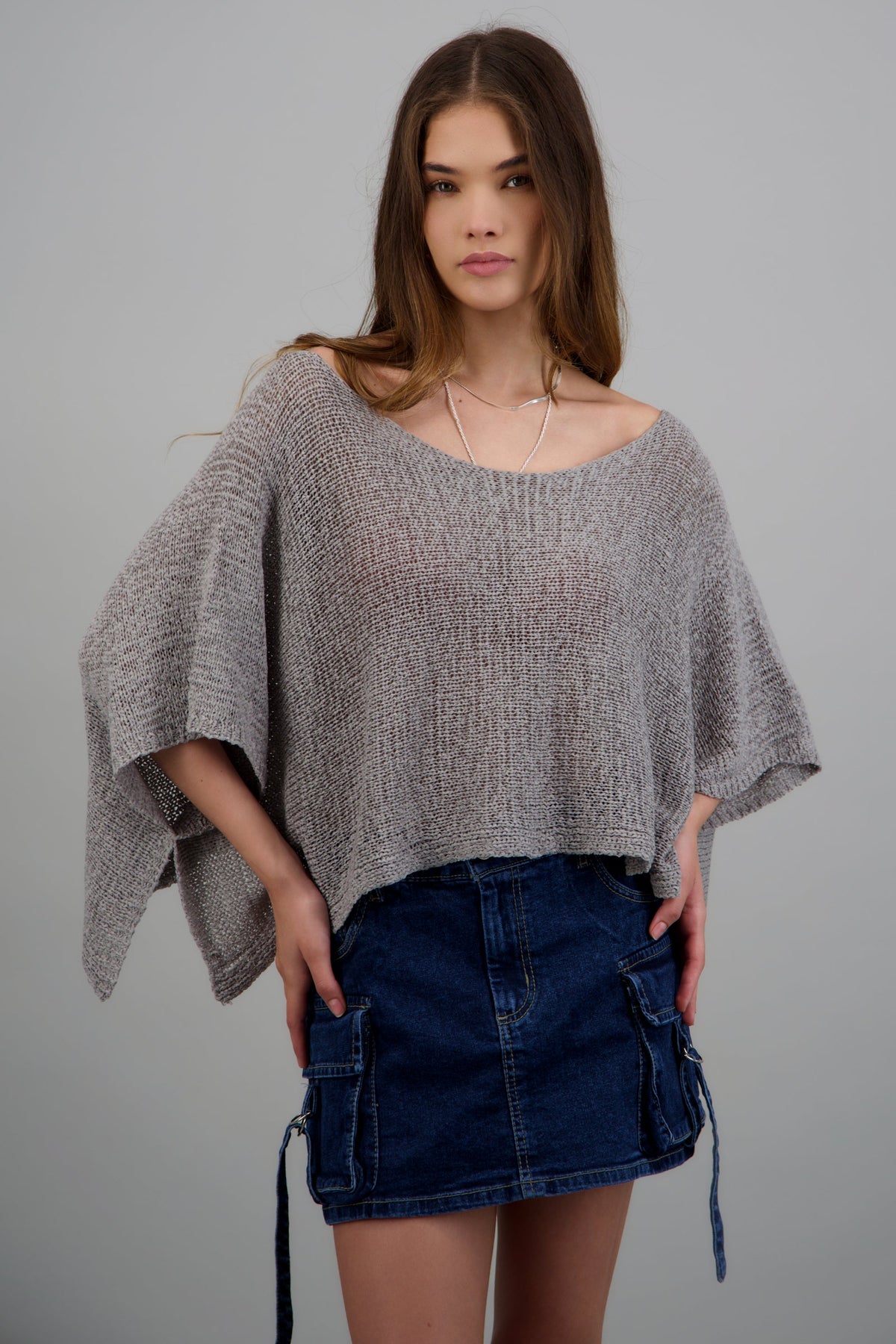 GRAY