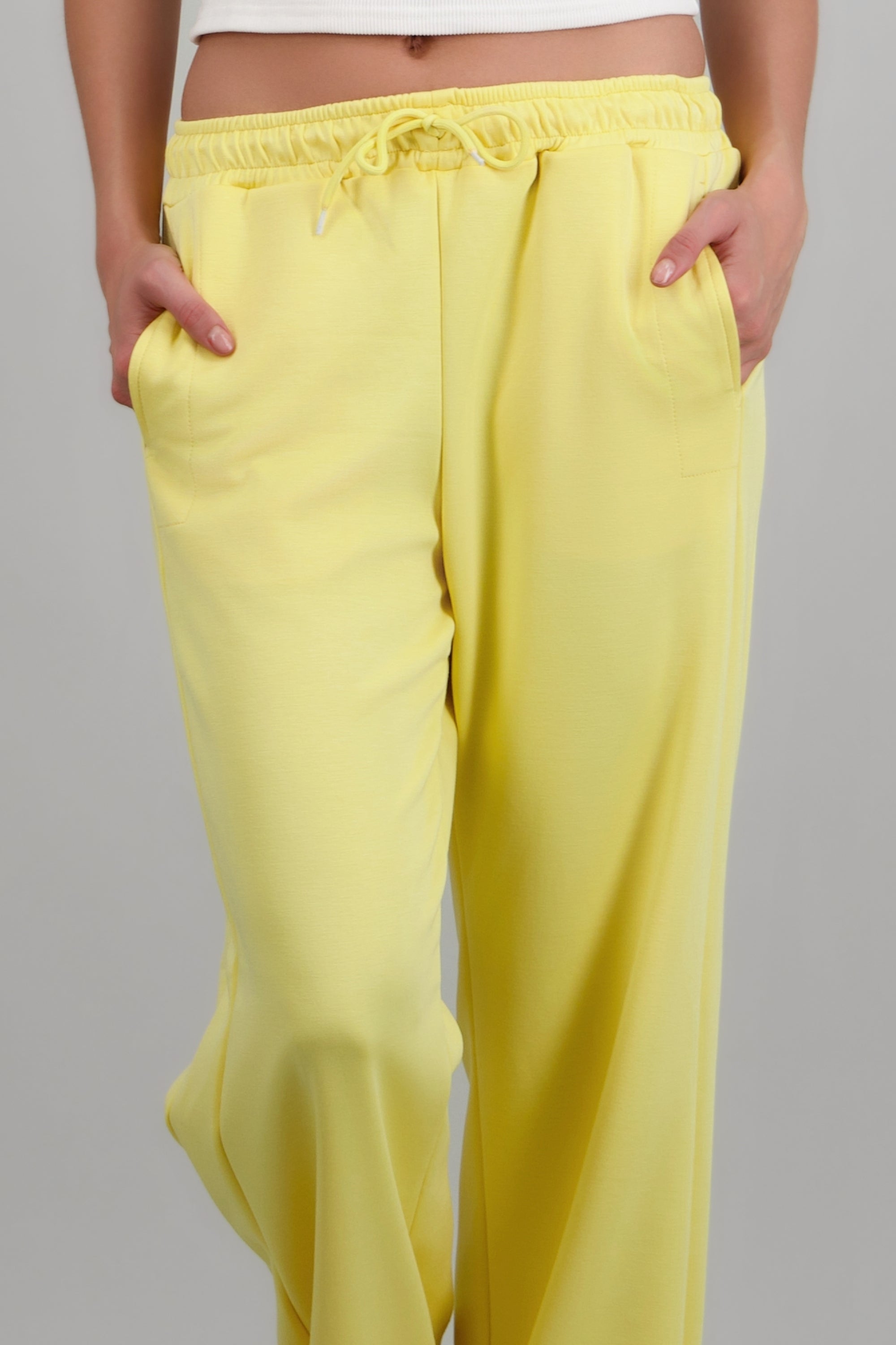 PASTEL YELLOW