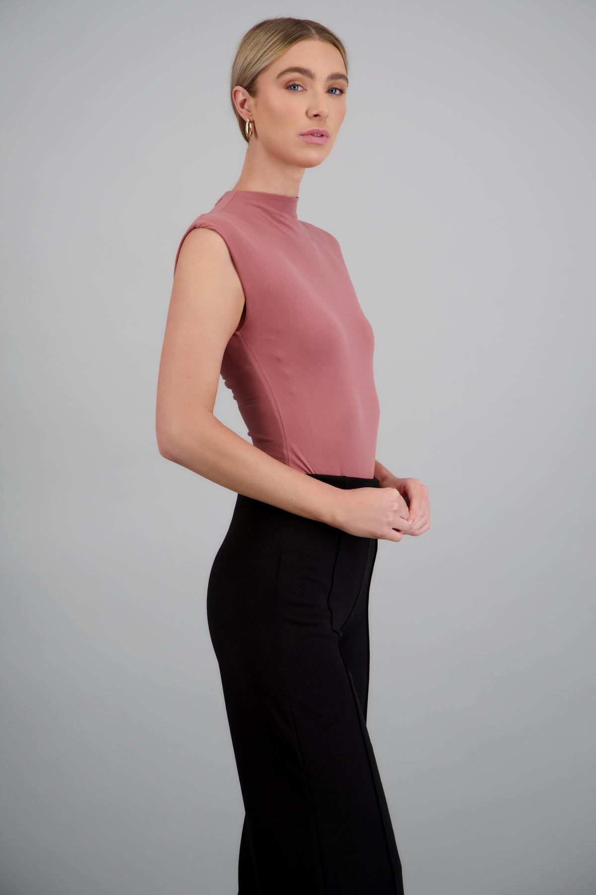 MAUVE