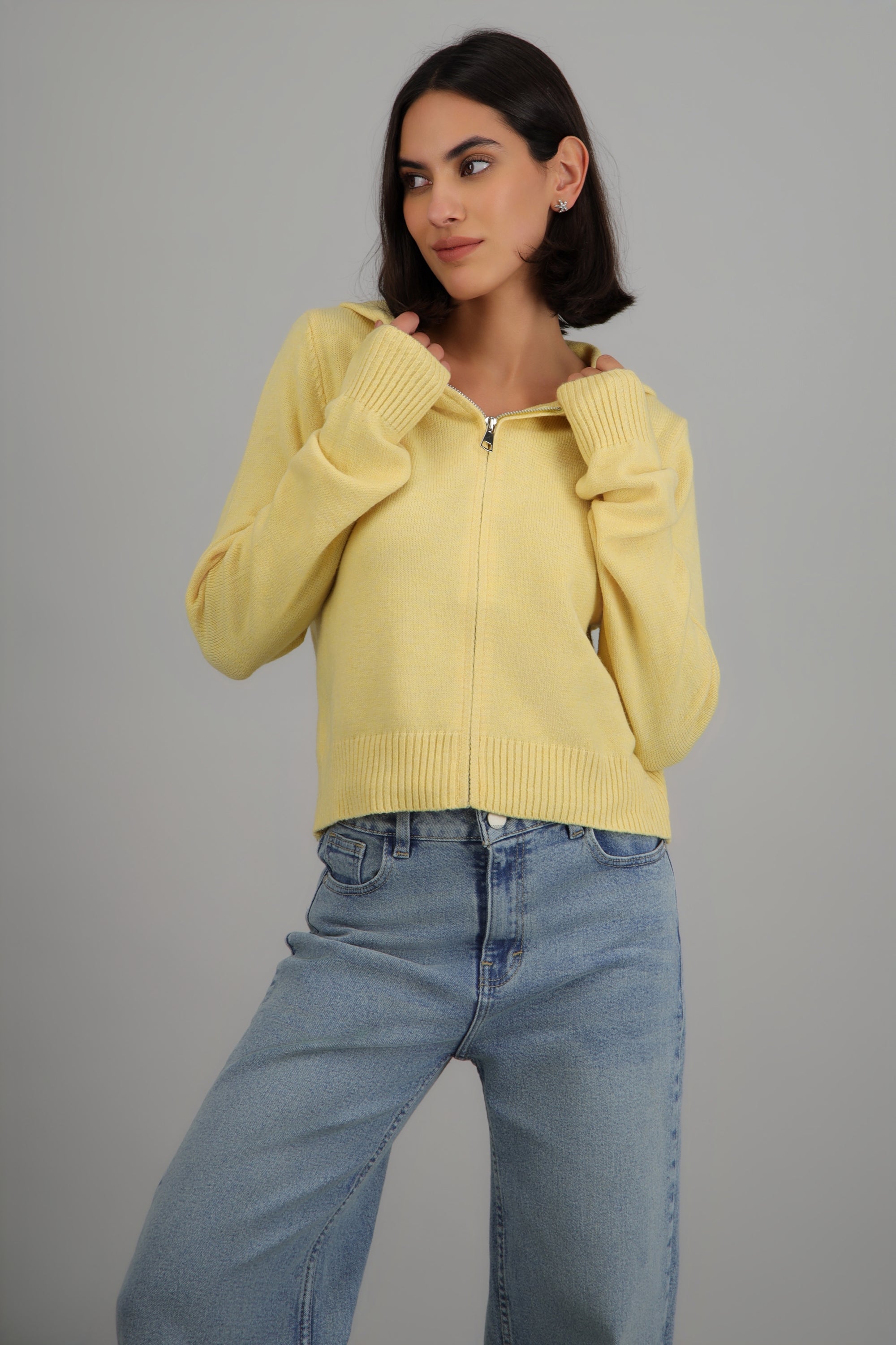 PASTEL YELLOW